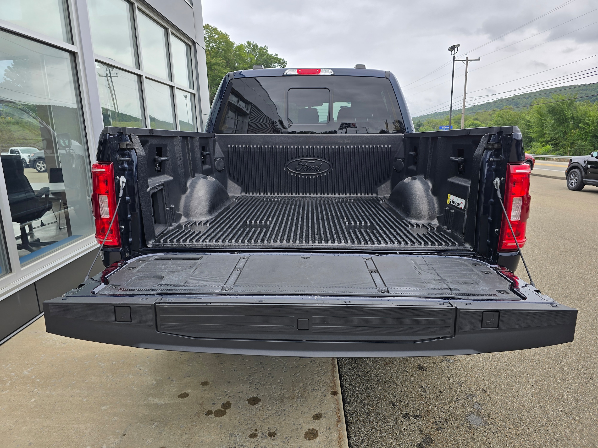 2023 Ford F-150 XLT - Photo 8
