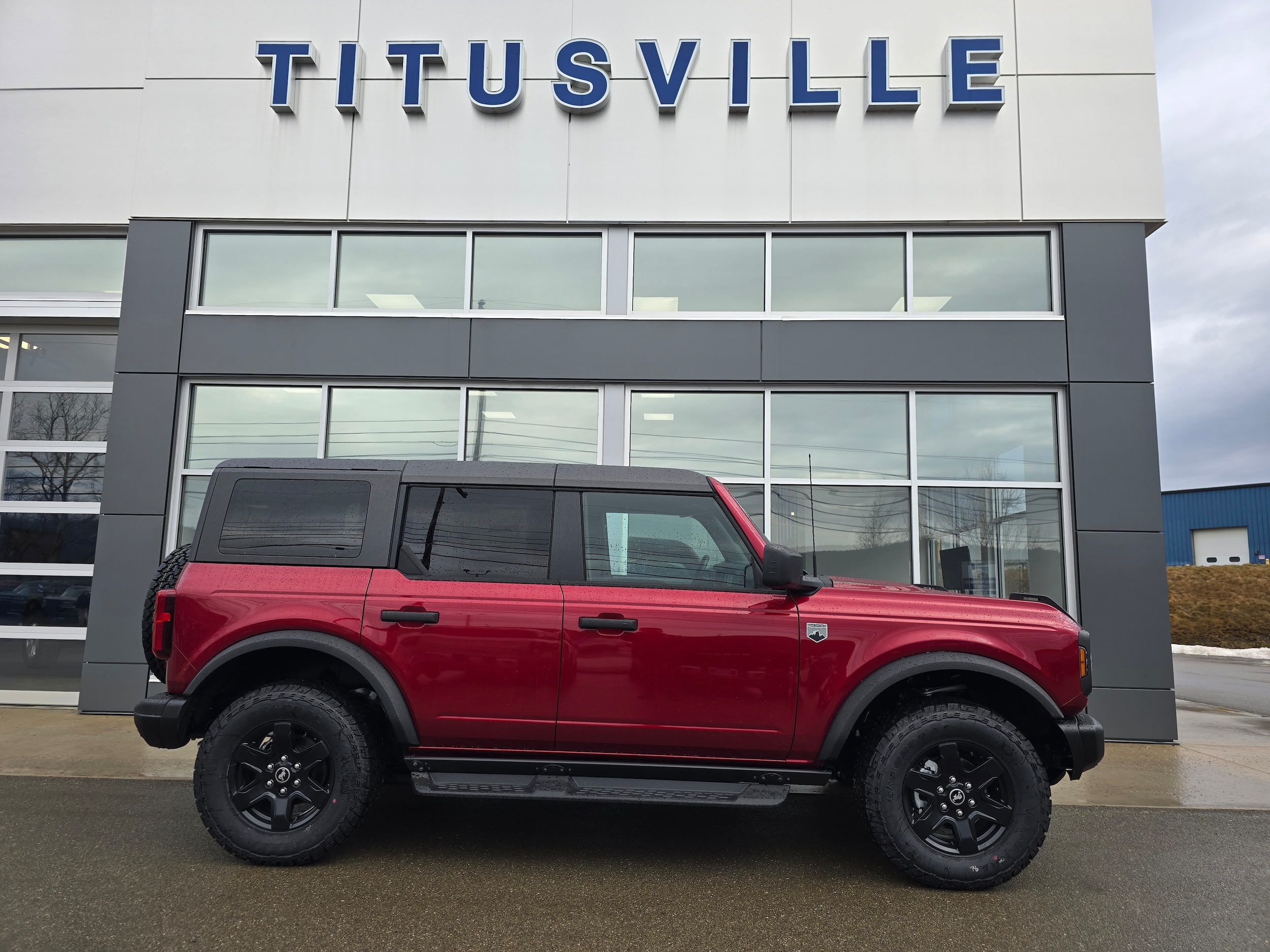 2025 Ford Bronco 4-Door Big Bend's photo