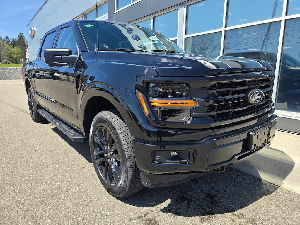 New 2026 Ford F-150 XLT XLT 4WD SuperCrew 5.5 Box
