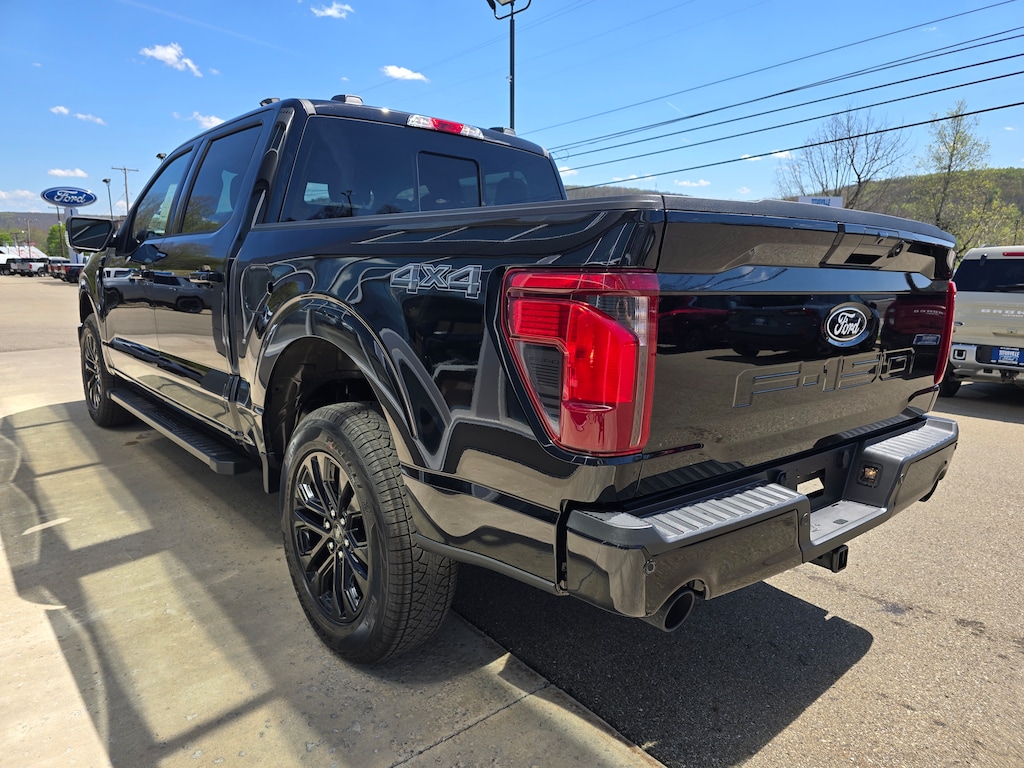 New 2026 Ford F-150 XLT XLT 4WD SuperCrew 5.5 Box