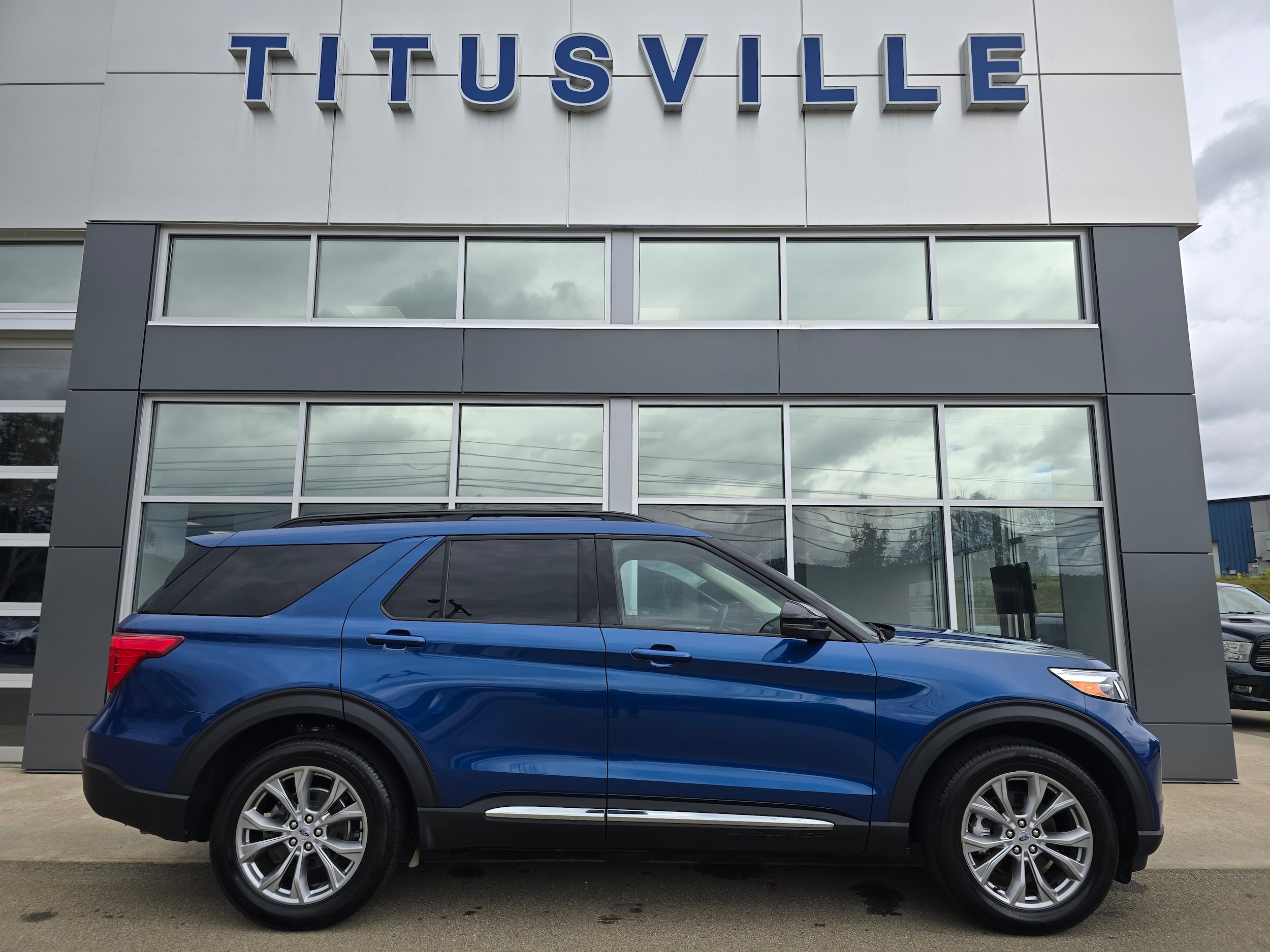 2023 Ford Explorer