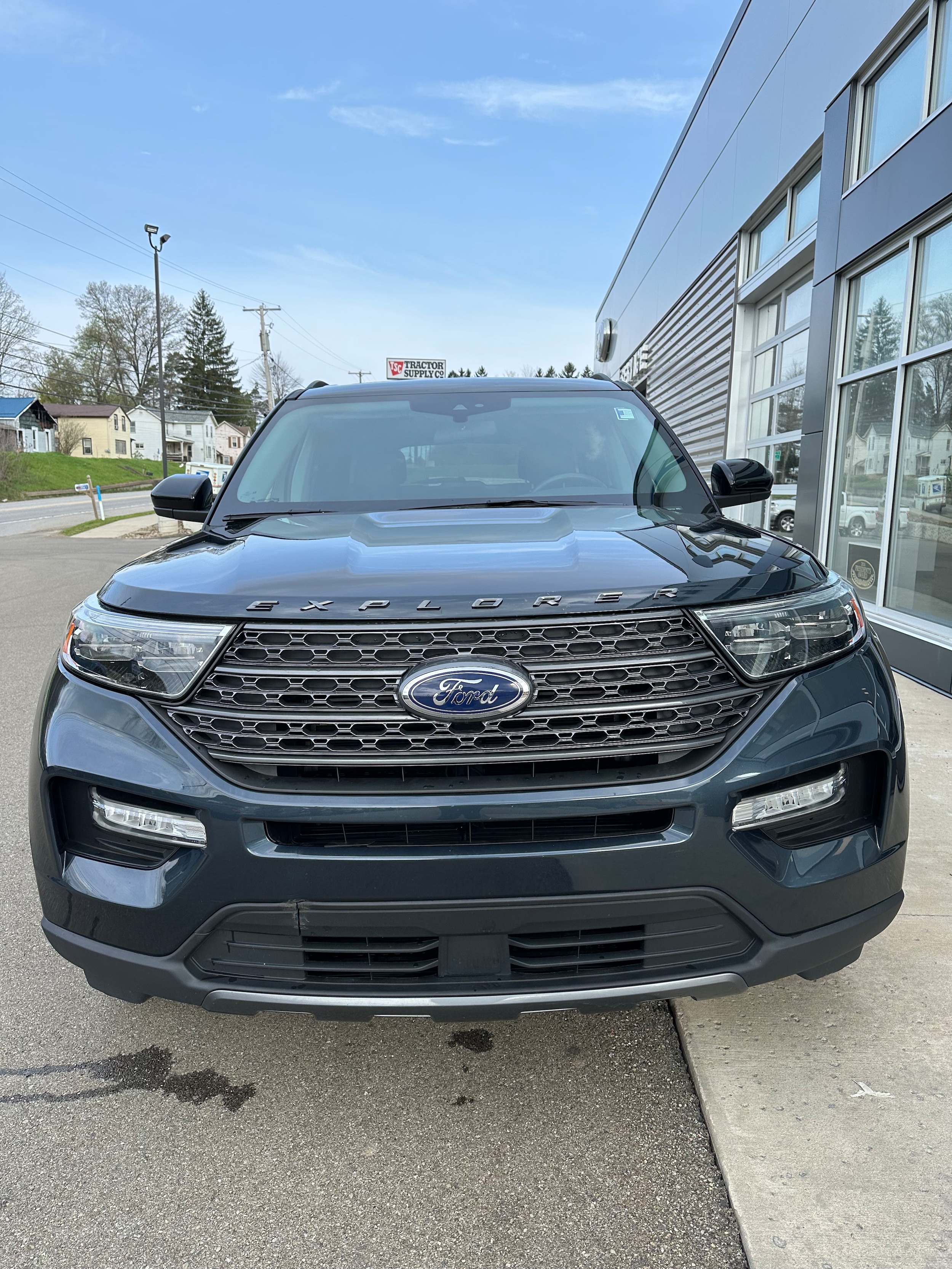 Used 2023 Ford Explorer XLT with VIN 1FMSK8DH7PGA77642 for sale in Titusville, PA