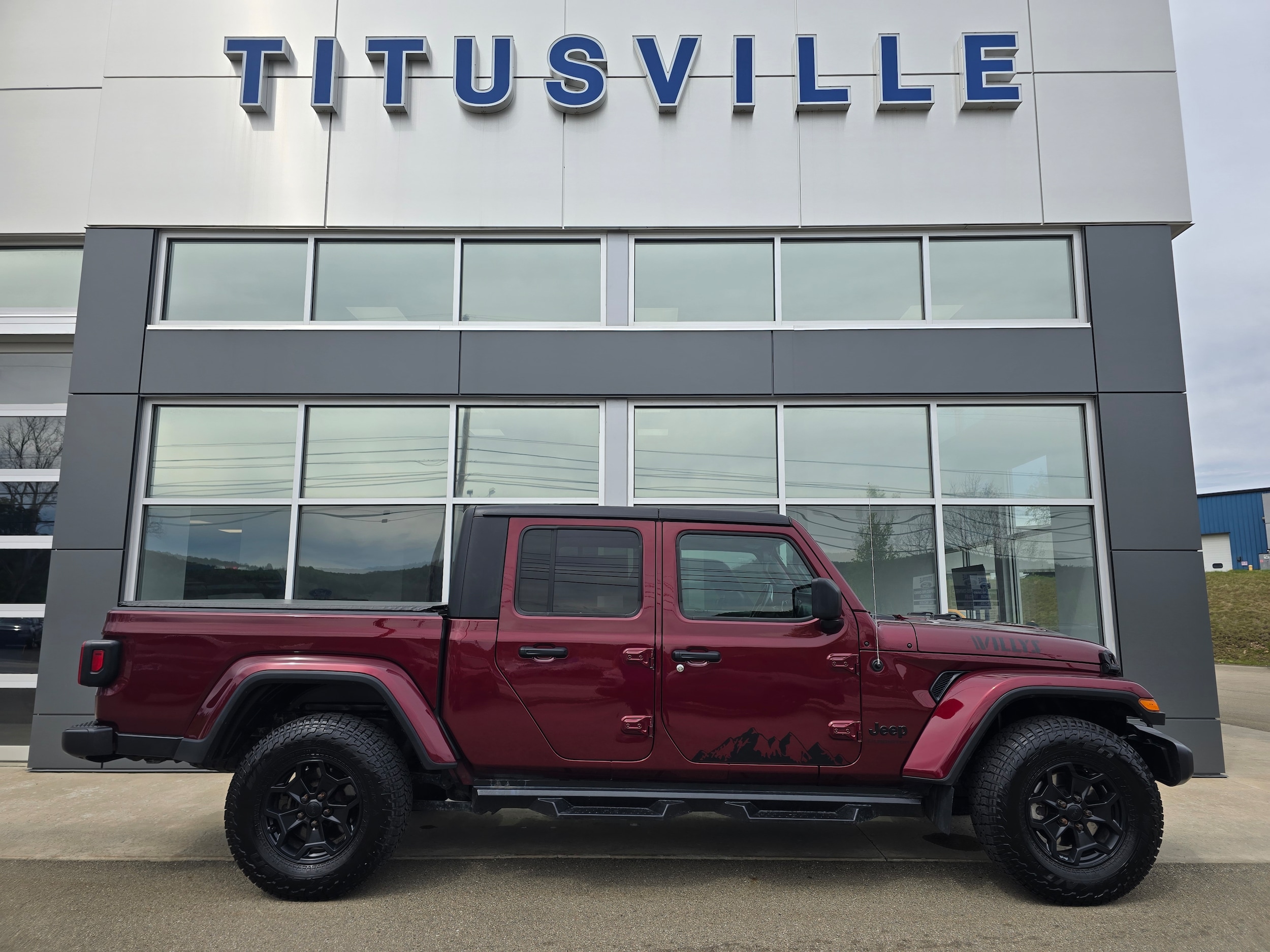 2021 Jeep Gladiator WILLYS's photo