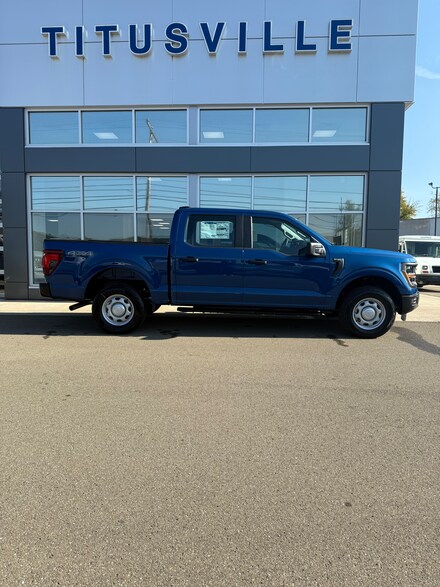2025 Ford F-150 XL XL 4WD SuperCrew 5.5 Box