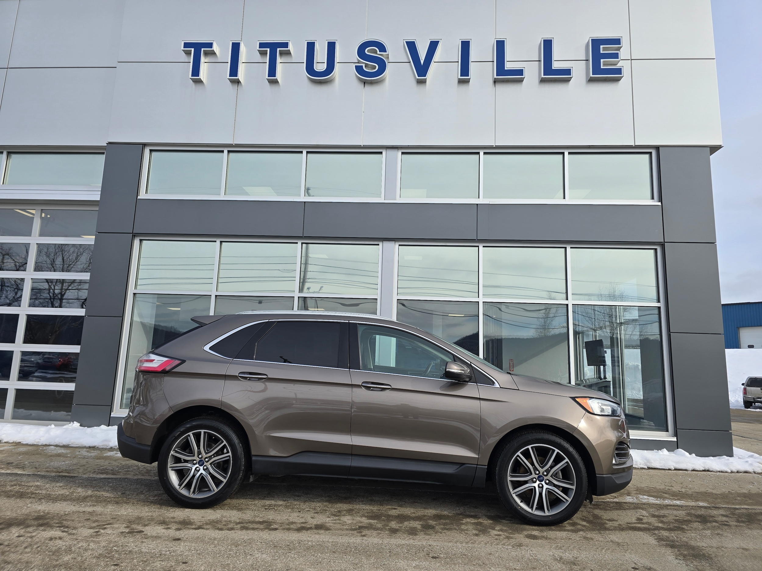 2019 Ford Edge Titanium