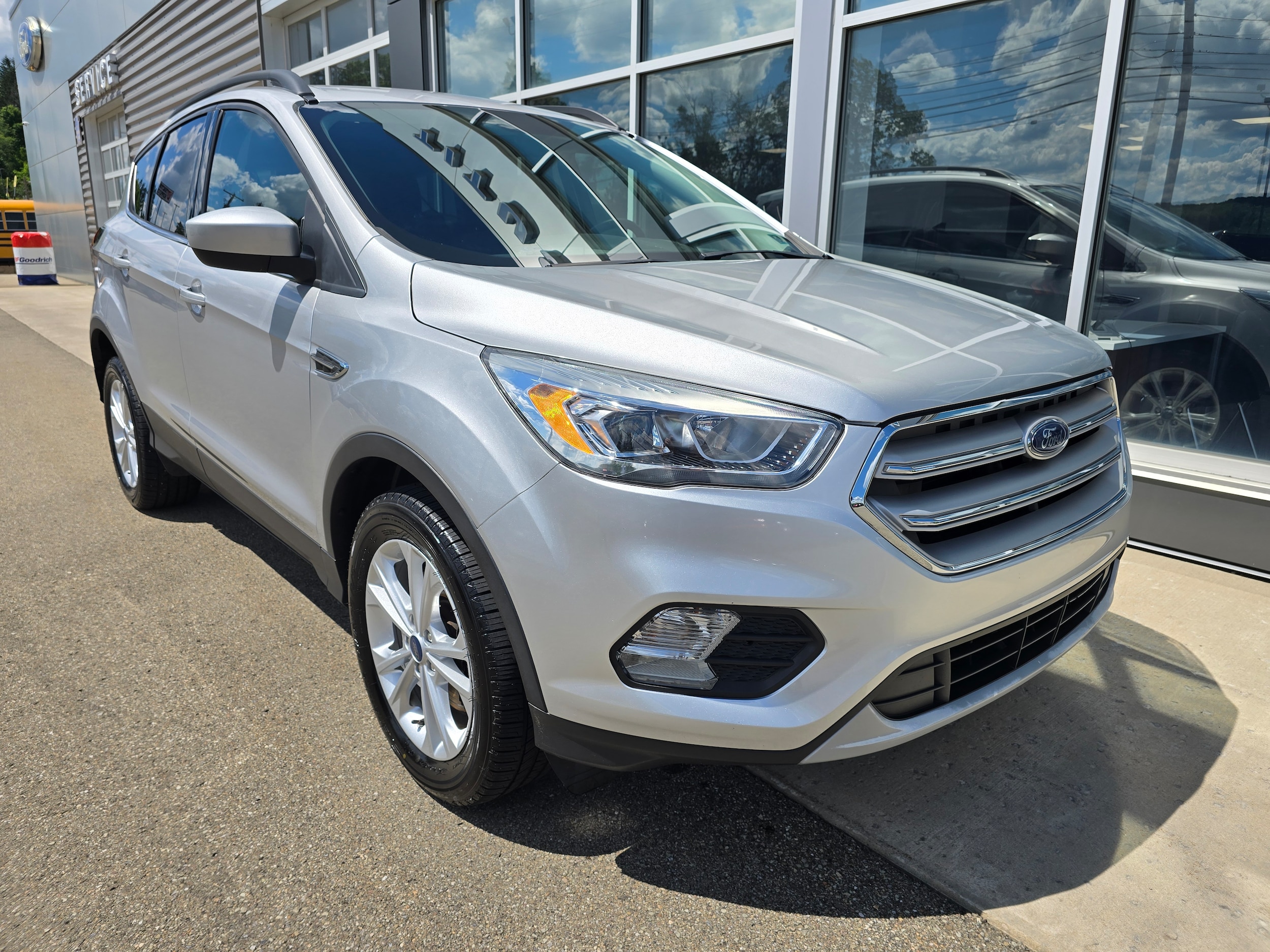 Used 2019 Ford Escape SEL with VIN 1FMCU9HD2KUB98634 for sale in Titusville, PA