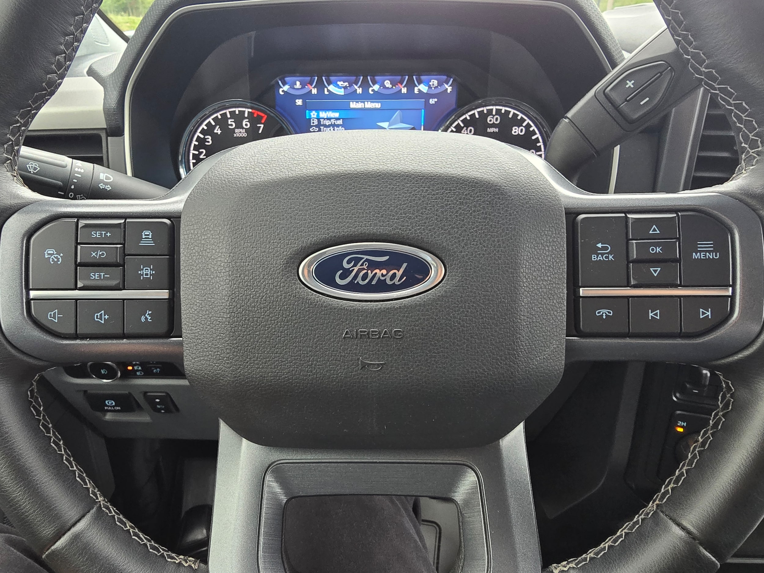 2023 Ford F-150 XLT - Photo 12