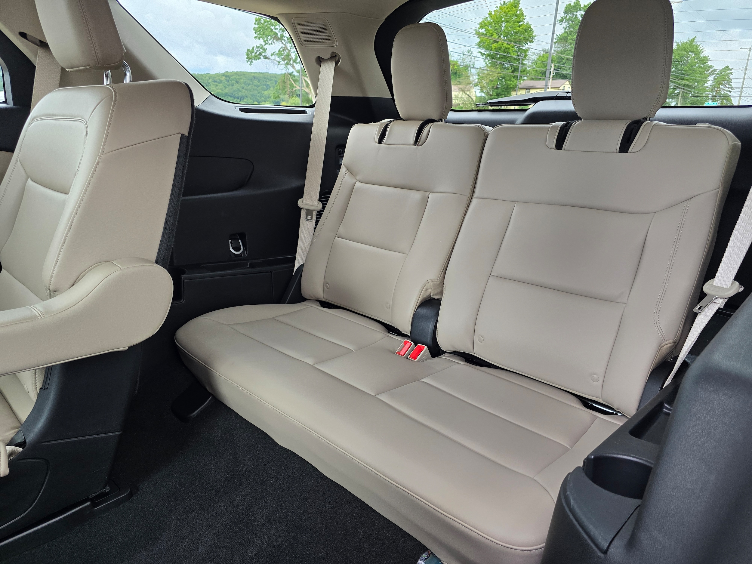 2023 Ford Explorer XLT - Photo 10