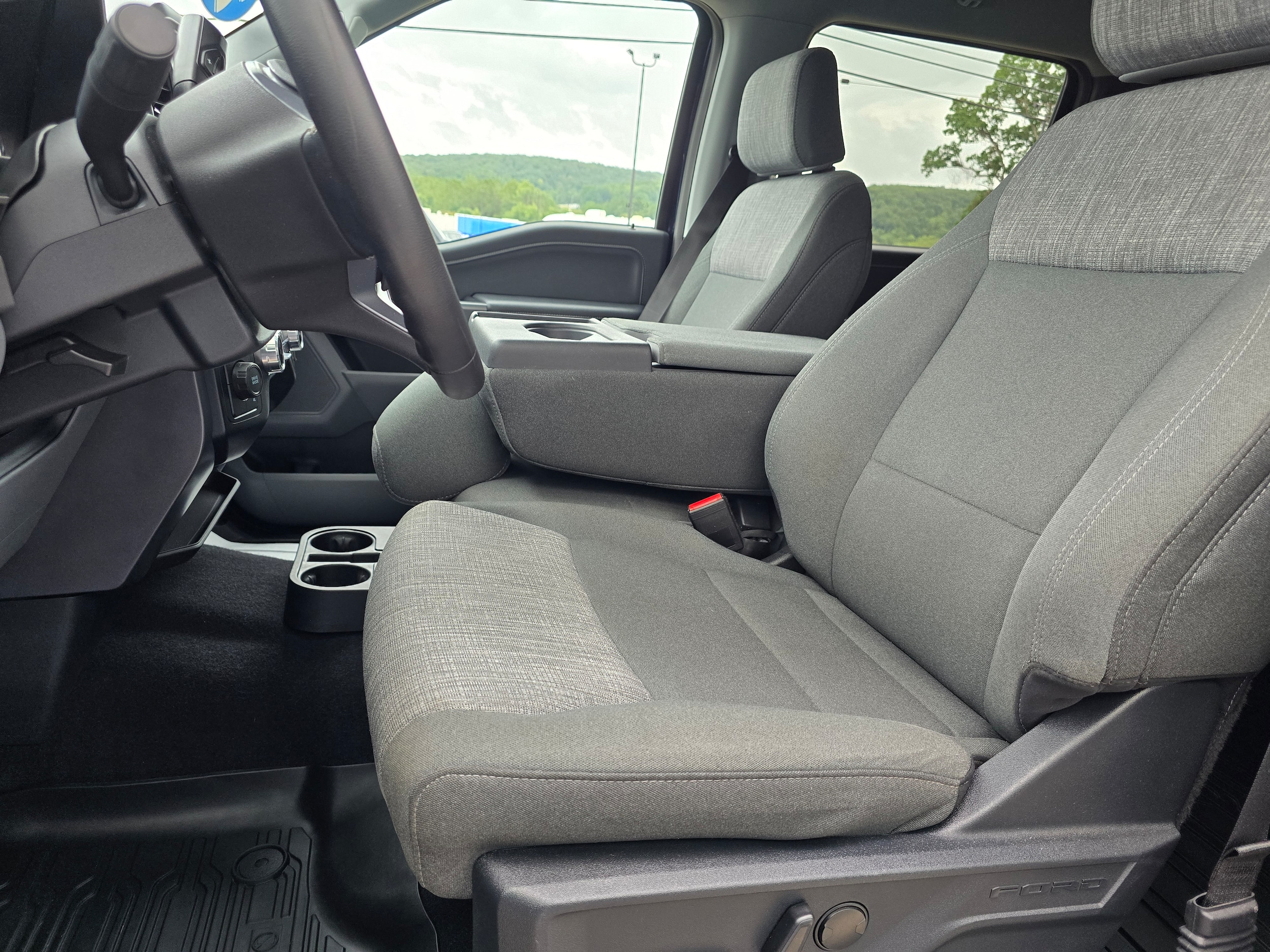 2023 Ford F-150 XLT - Photo 9