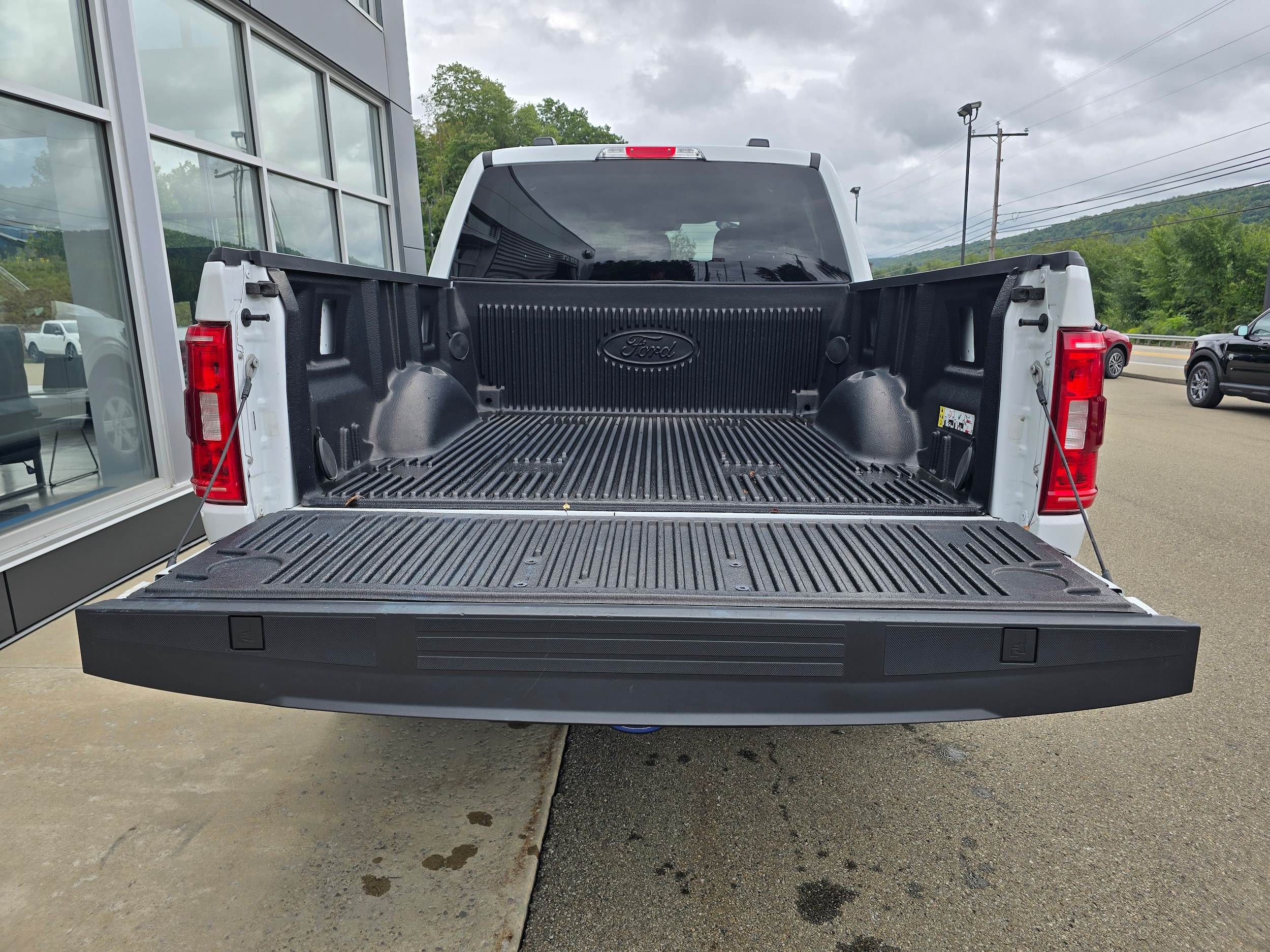 2023 Ford F-150 XLT - Photo 8