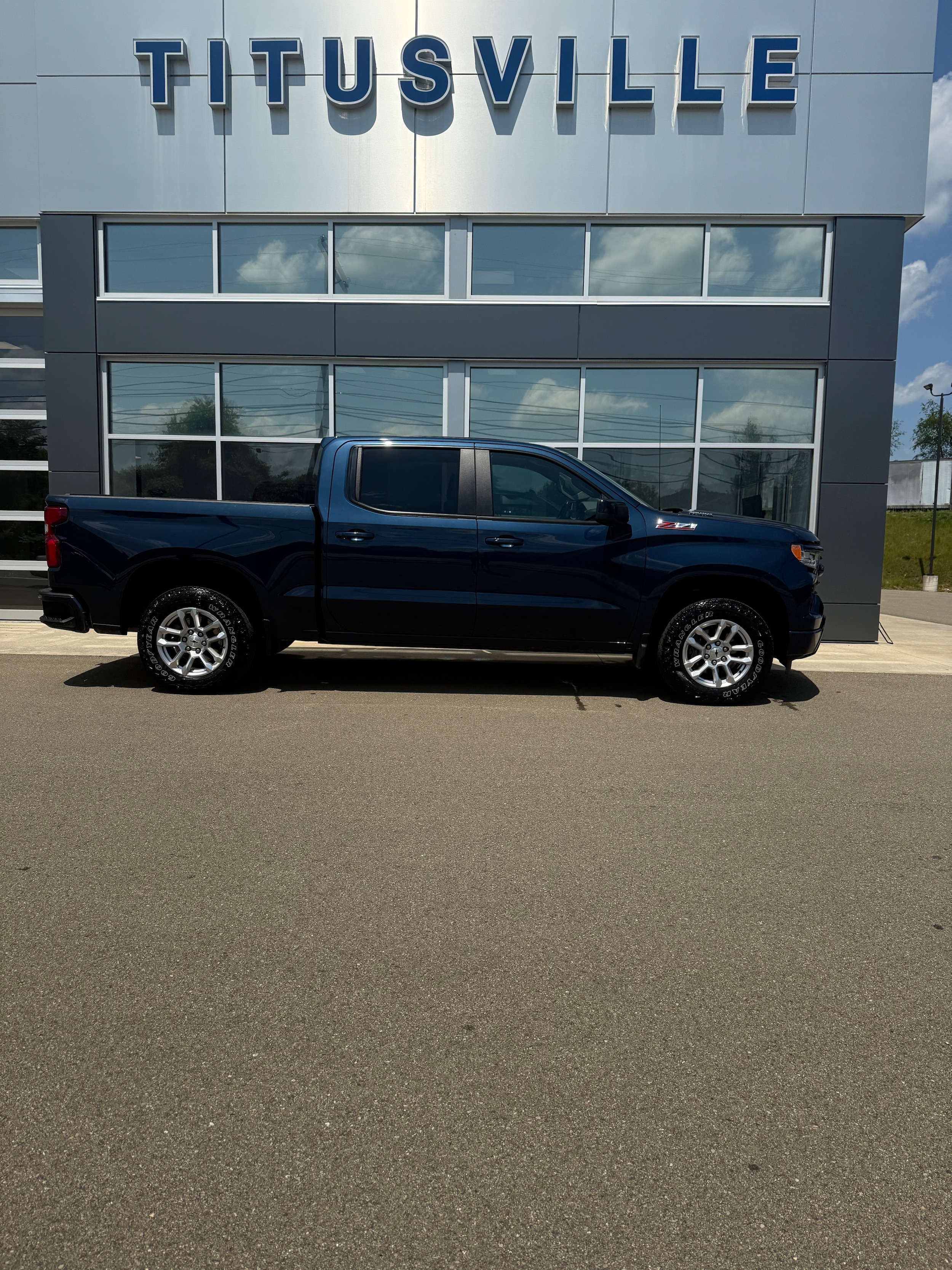 2023 Chevrolet Silverado 1500 RST