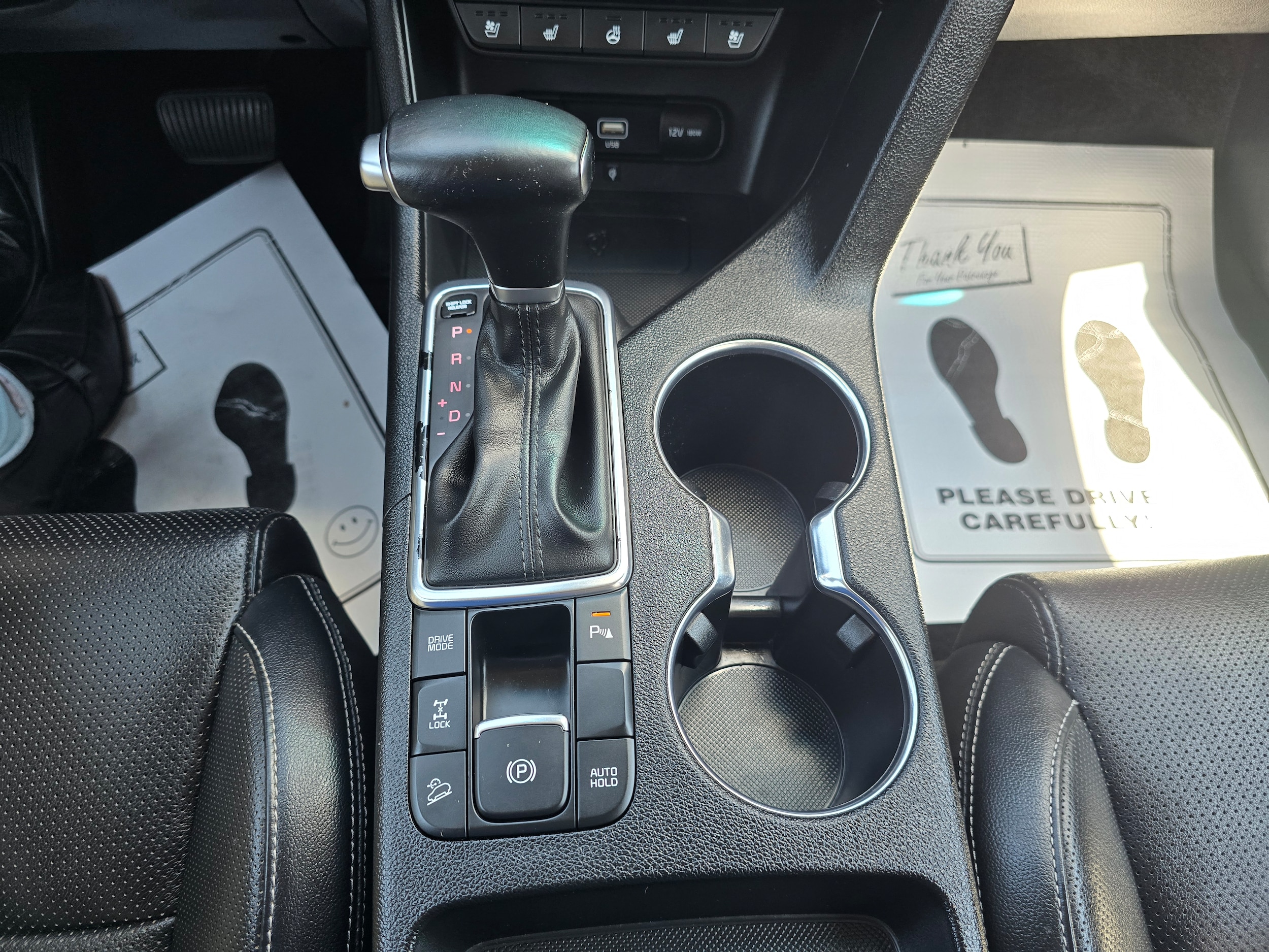 2022 Kia Sportage EX - Photo 13