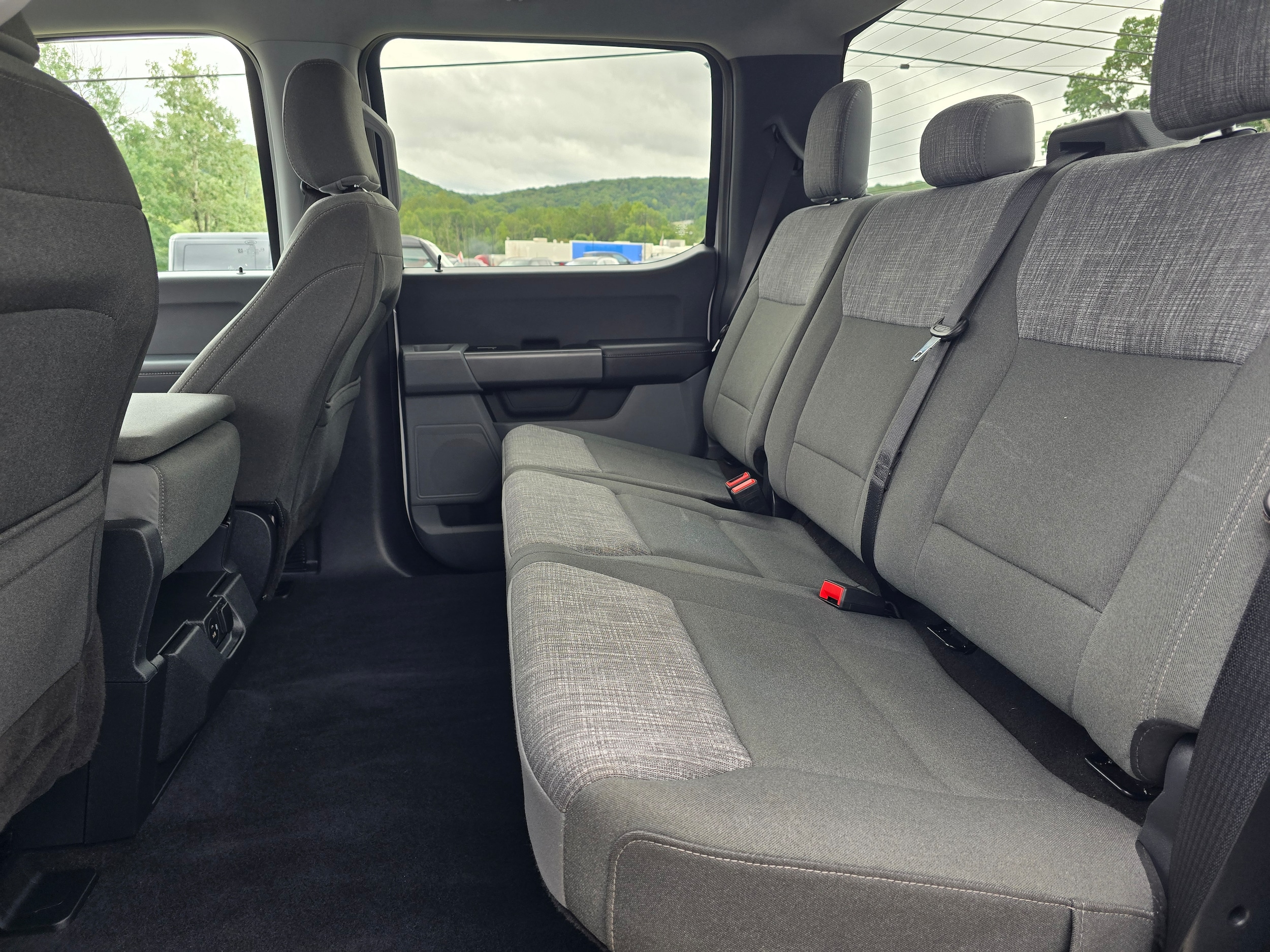 2023 Ford F-150 XLT - Photo 10