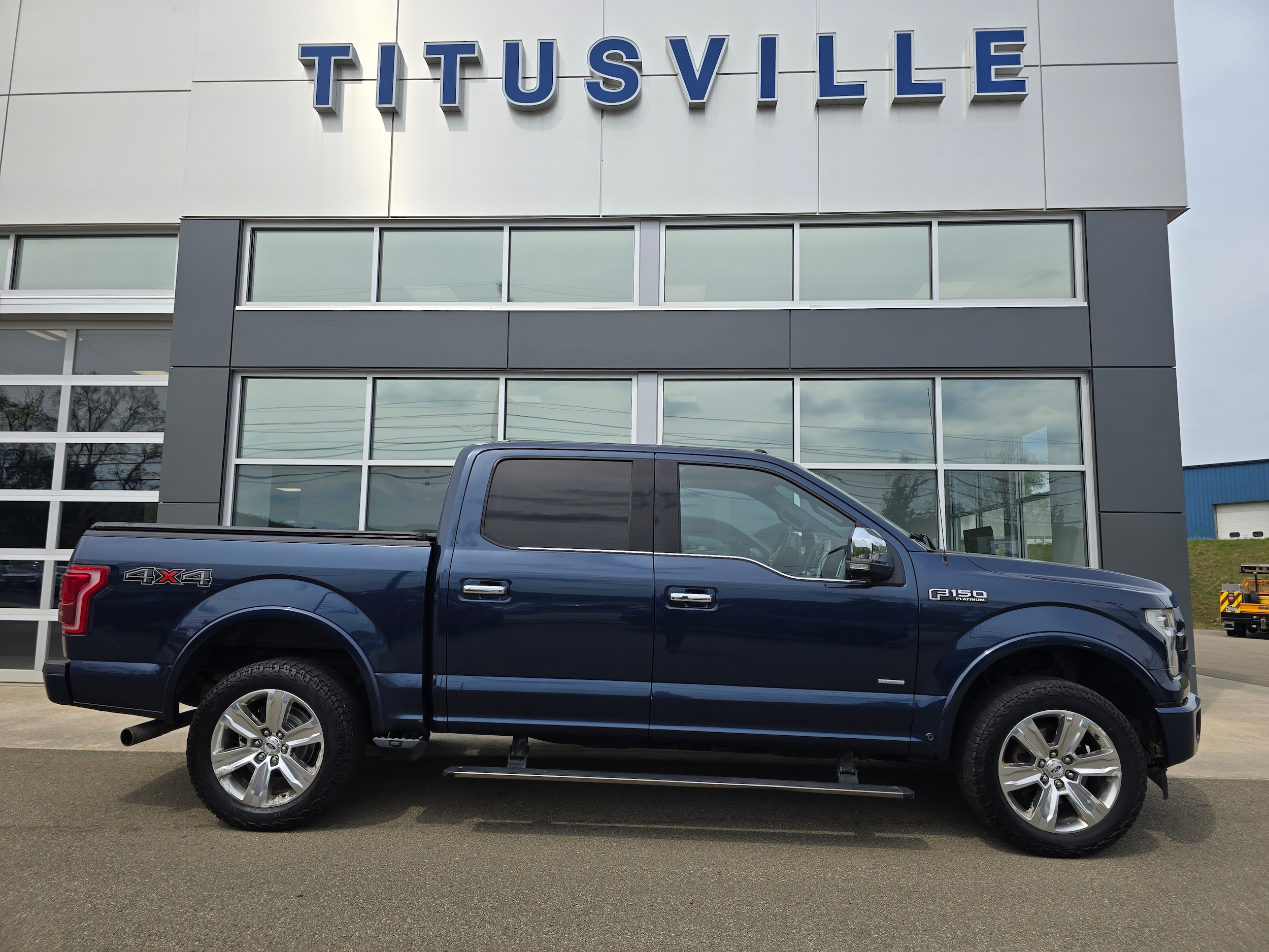 2016 Ford F-150 Platinum 4x4 SuperCrew 5-1/2 Box's photo