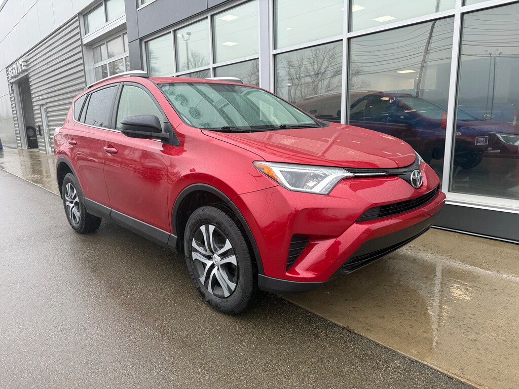 Used 2016 Toyota RAV4 LE AWD LE