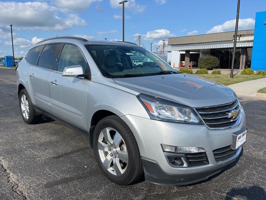 Used 2015 Chevrolet Traverse LTZ with VIN 1GNKVJKD1FJ384283 for sale in Grinnell, IA