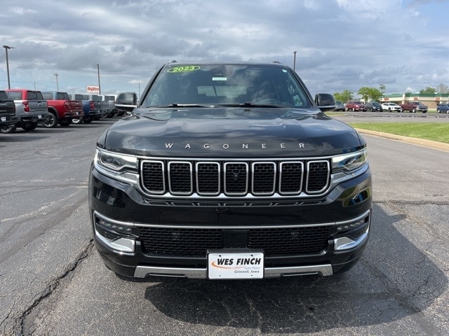 Used 2023 Jeep Wagoneer L Series III with VIN 1C4SJSDP6PS523255 for sale in Grinnell, IA