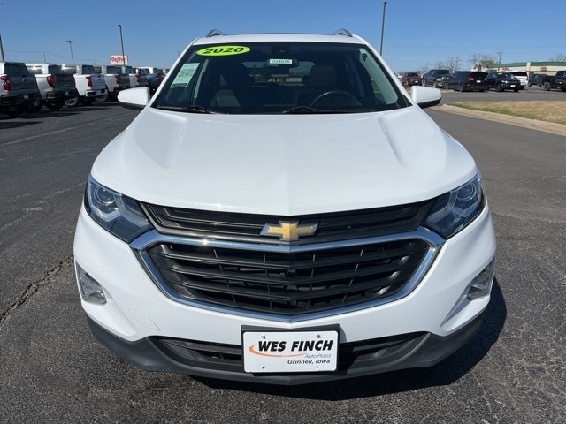 Used 2020 Chevrolet Equinox LT with VIN 3GNAXUEV0LS709348 for sale in Grinnell, IA