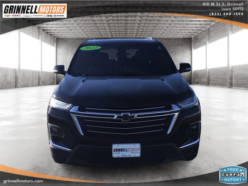 Used 2023 Chevrolet Traverse LT Cloth SUV