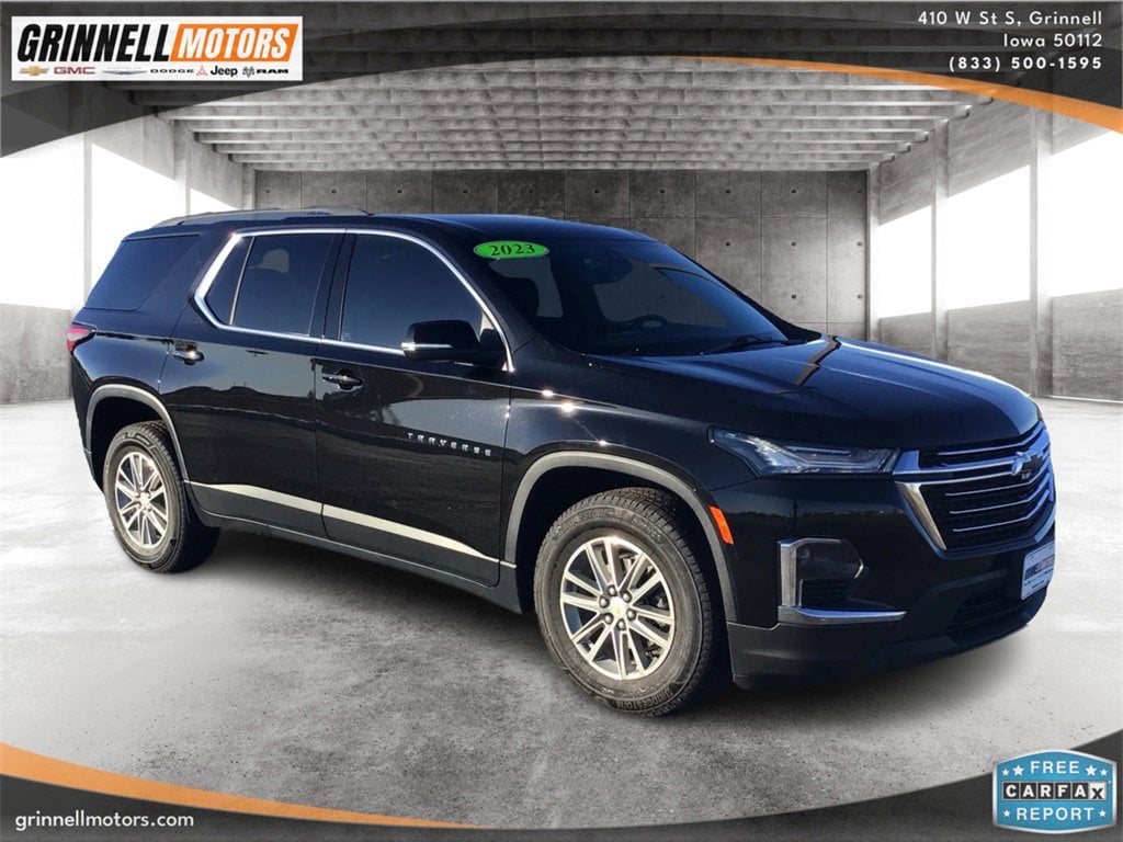 Used 2023 Chevrolet Traverse LT Cloth SUV