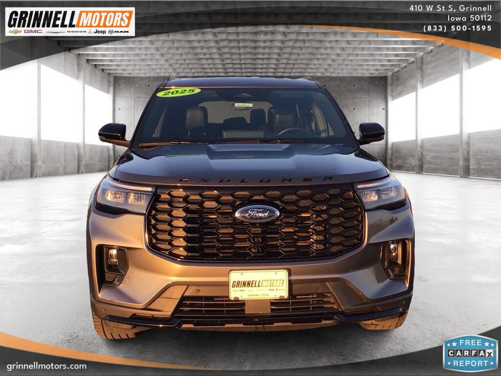 Used 2025 Ford Explorer ST-Line