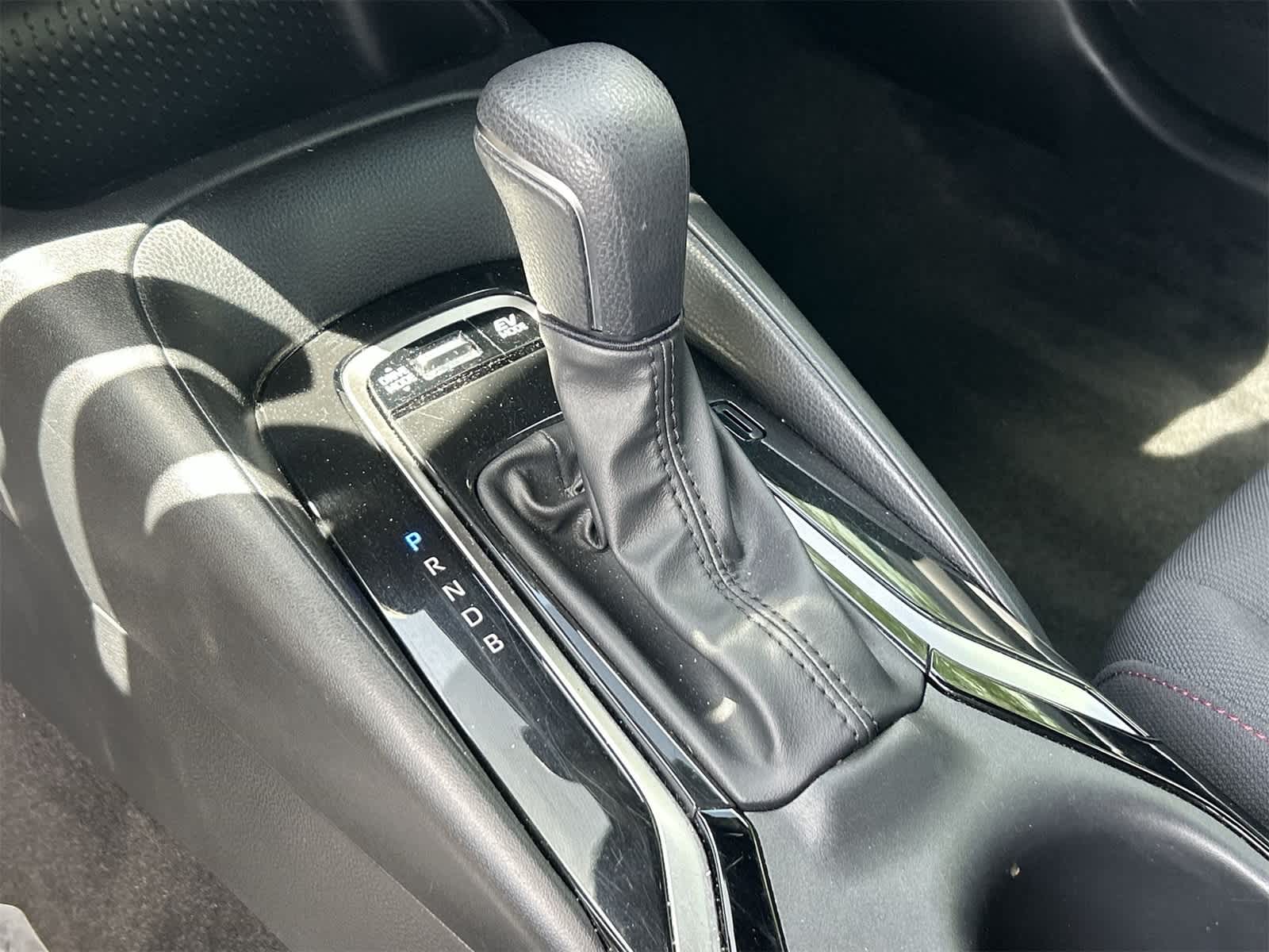 2023 Toyota Corolla SE 21