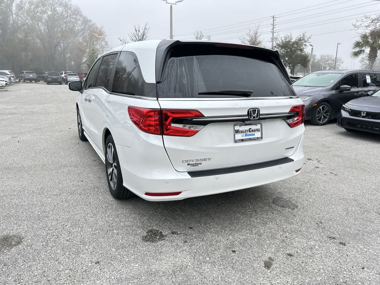 Thumbnail: 2023 Honda Odyssey - 4