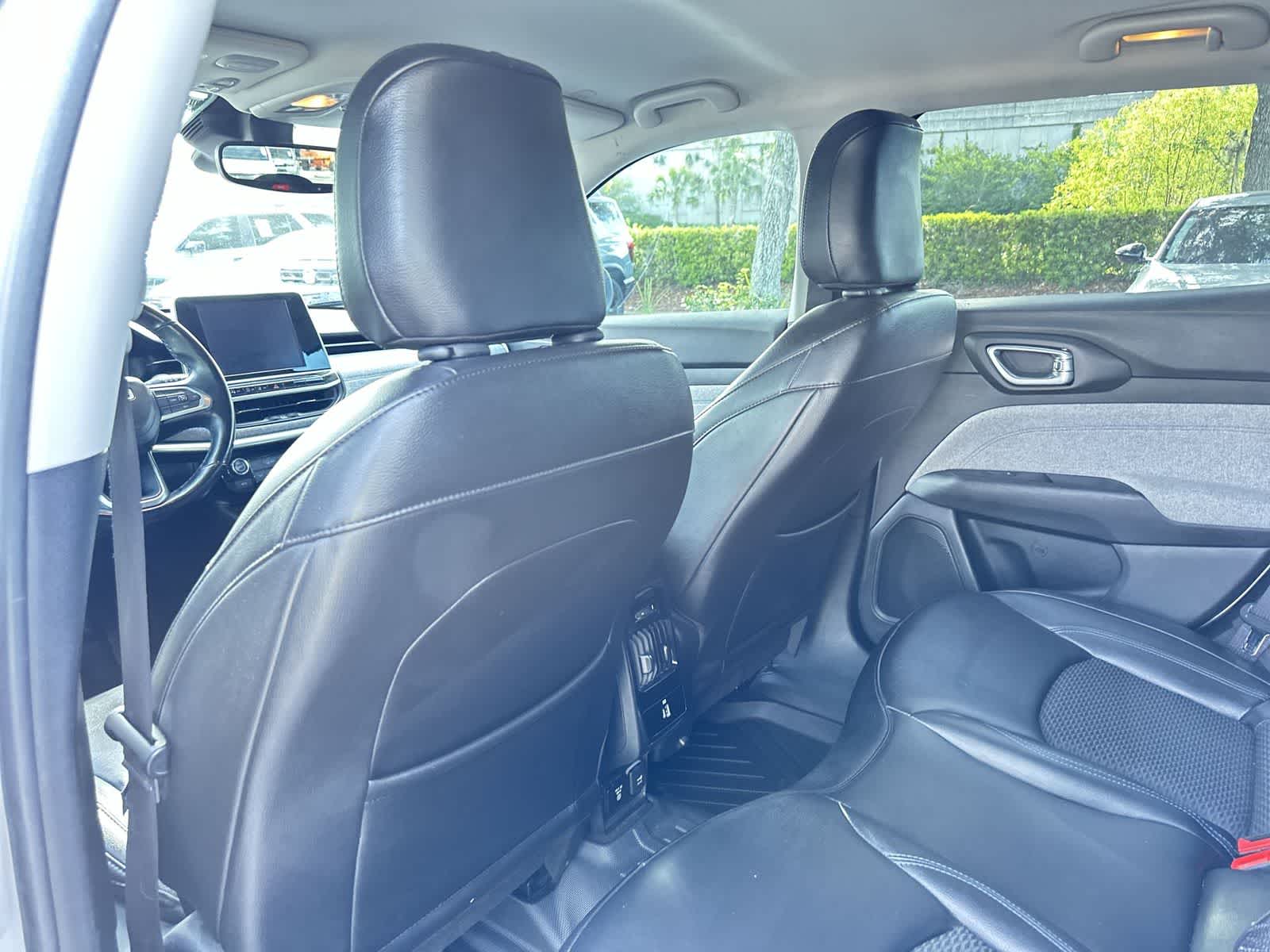 Thumbnail: 2022 Jeep Compass - 14