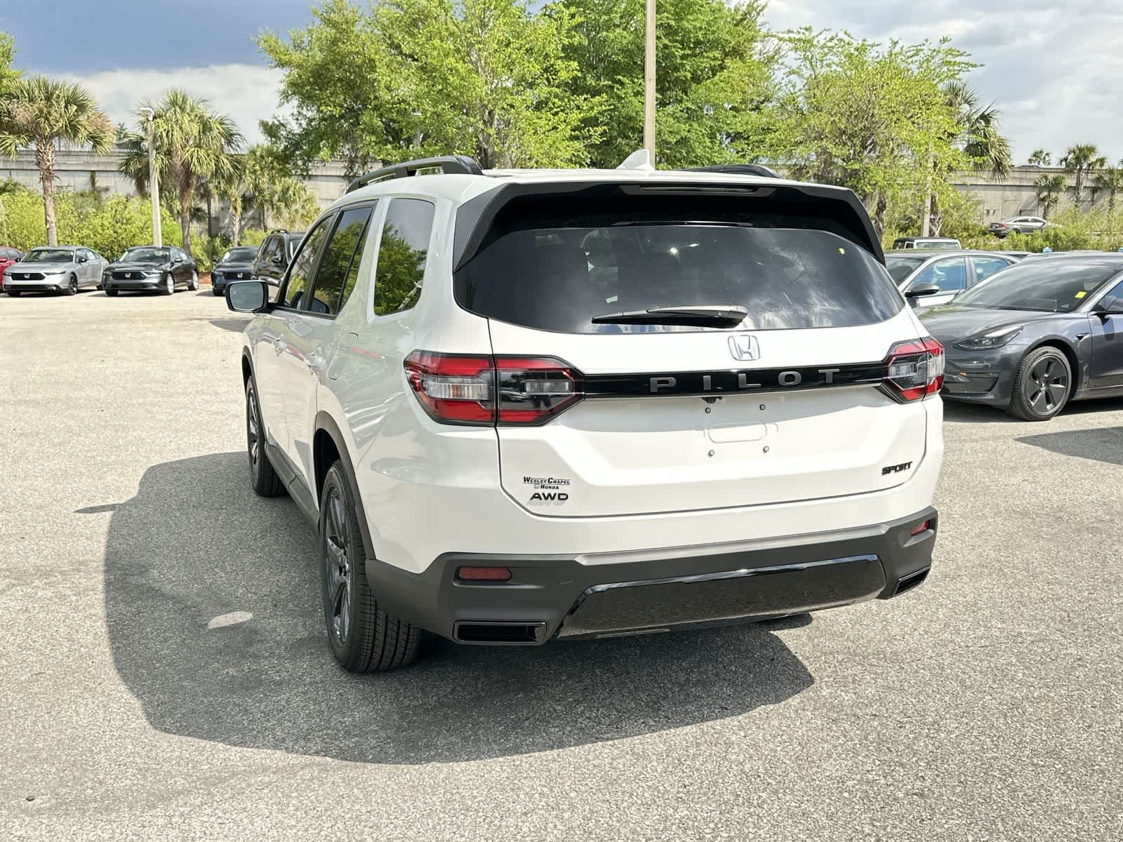 Thumbnail: 2026 Honda Pilot - 4