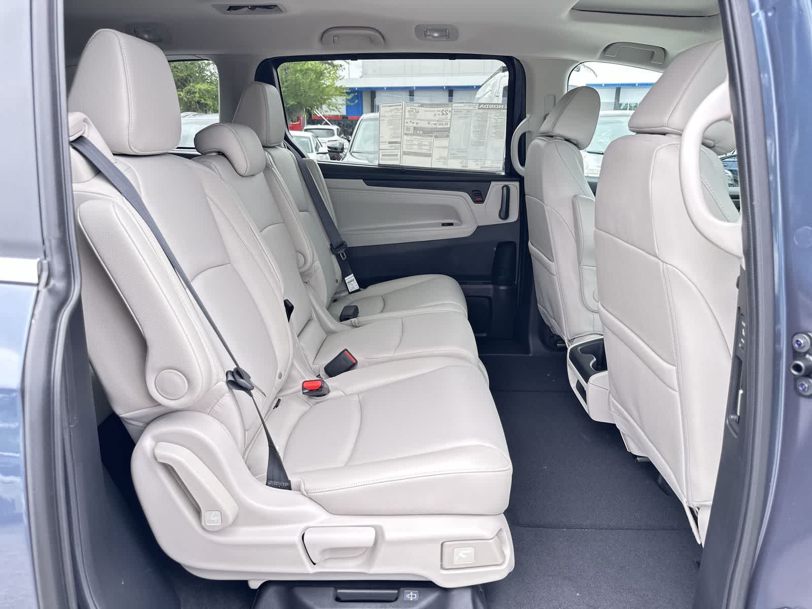 Thumbnail: 2026 Honda Odyssey - 16