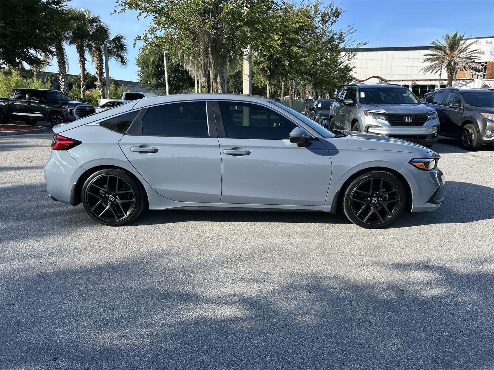Thumbnail: 2023 Honda Civic - 23