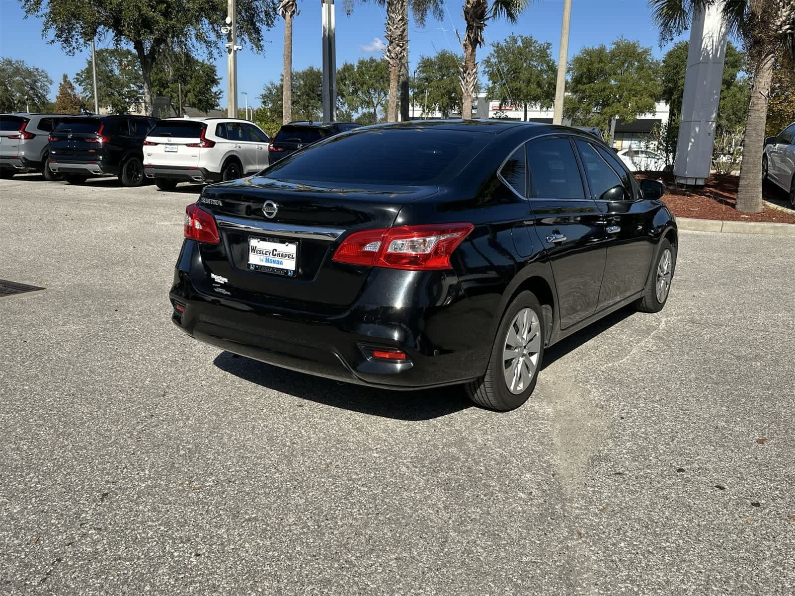 Thumbnail: 2018 Nissan Sentra - 6