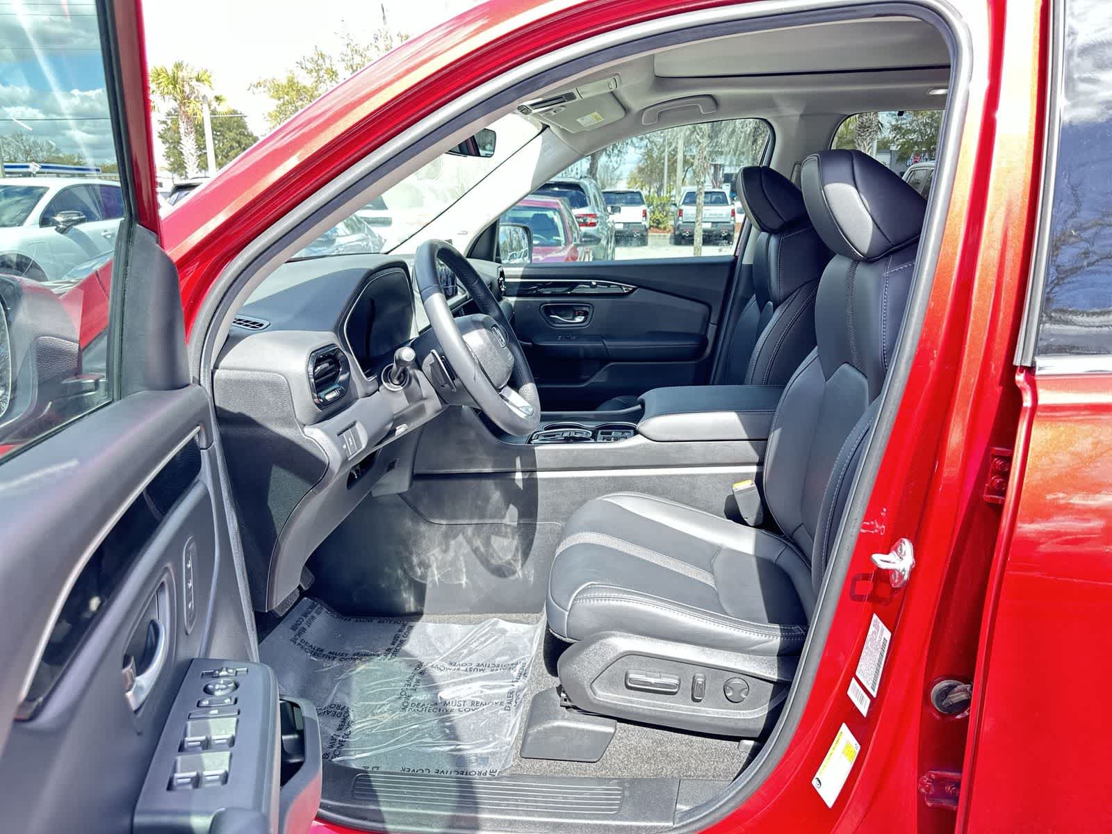 Thumbnail: 2025 Honda Pilot - 2