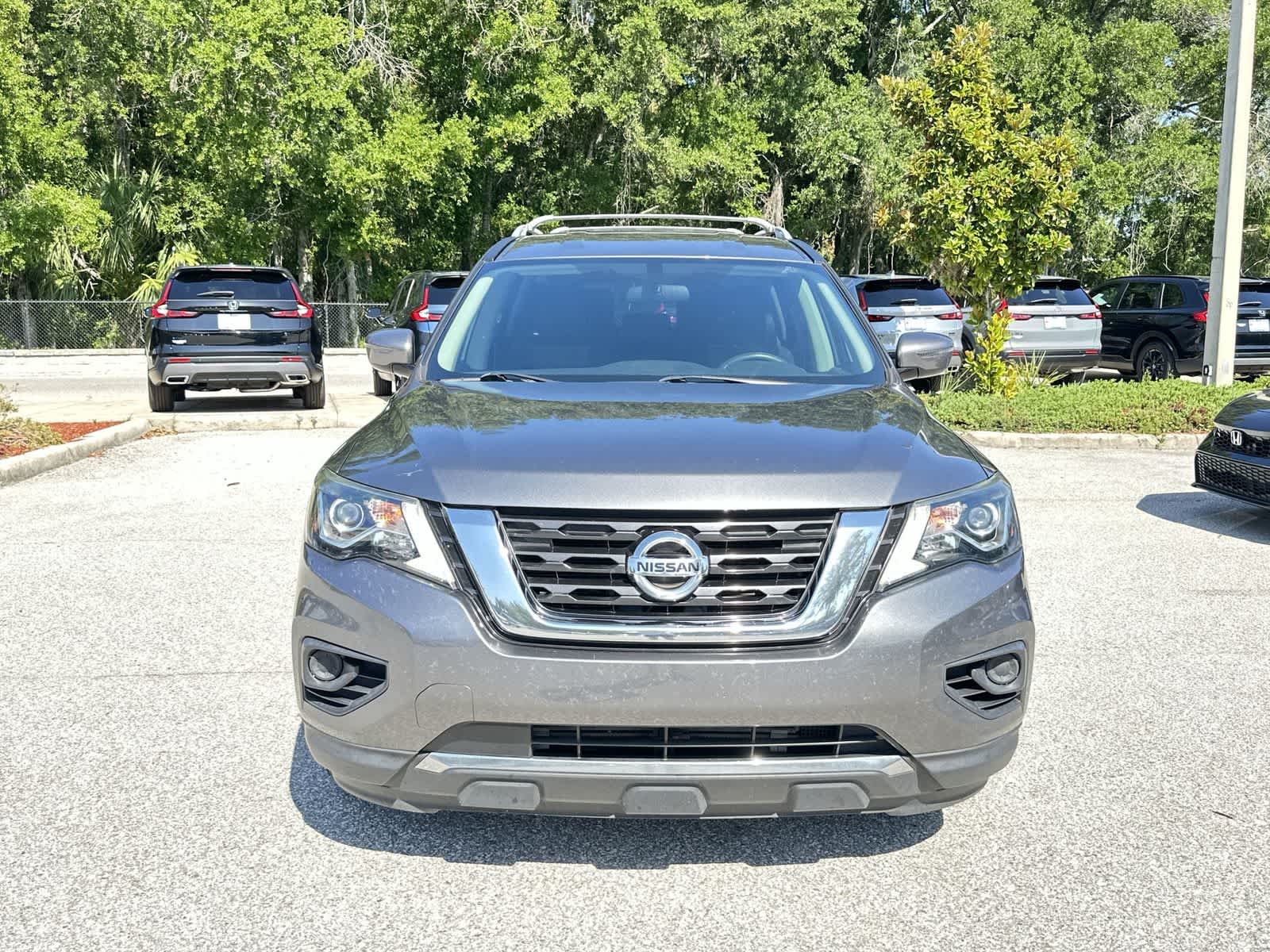 Thumbnail: 2020 Nissan Pathfinder - 9