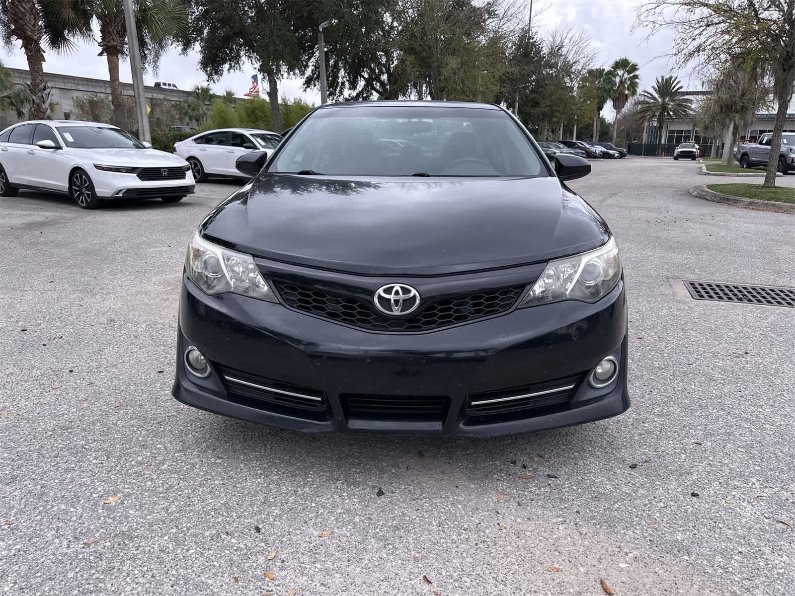 Thumbnail: 2012 Toyota Camry - 9