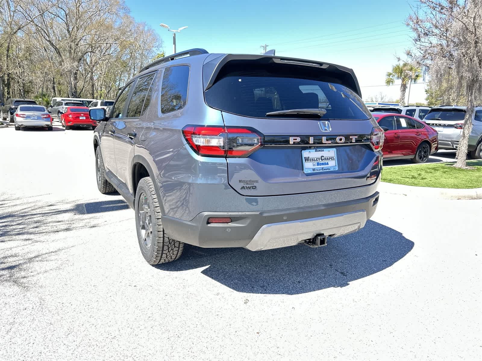 Thumbnail: 2026 Honda Pilot - 4