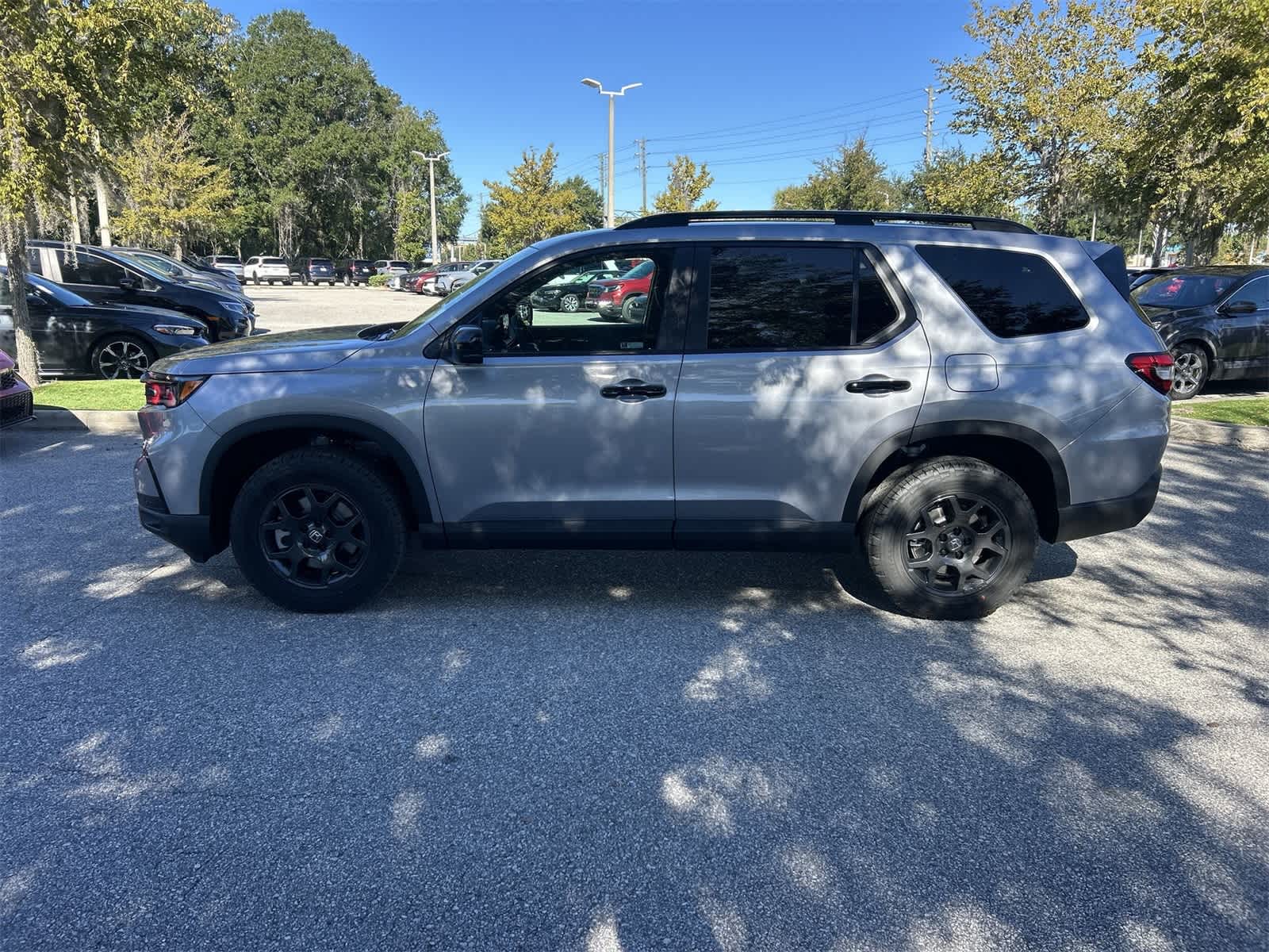 Thumbnail: 2025 Honda Pilot - 3