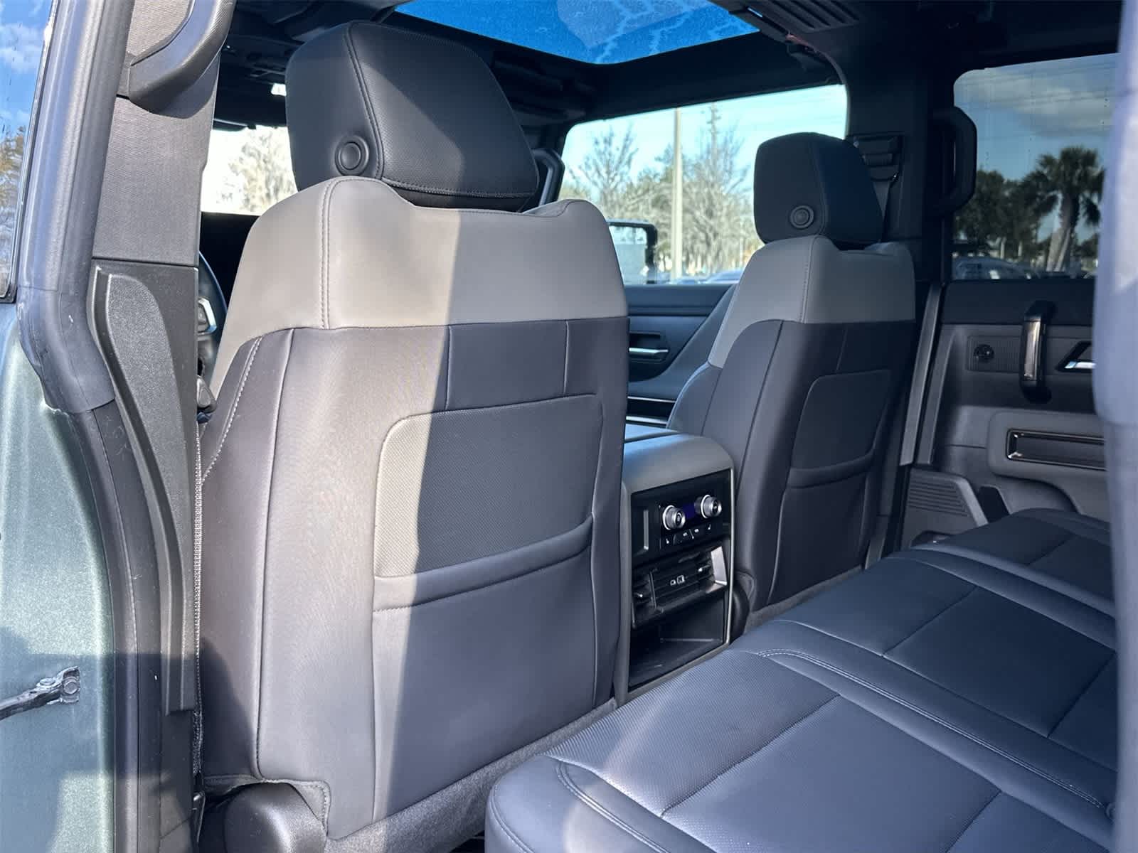 Thumbnail: 2024 GMC Hummer EV - 13