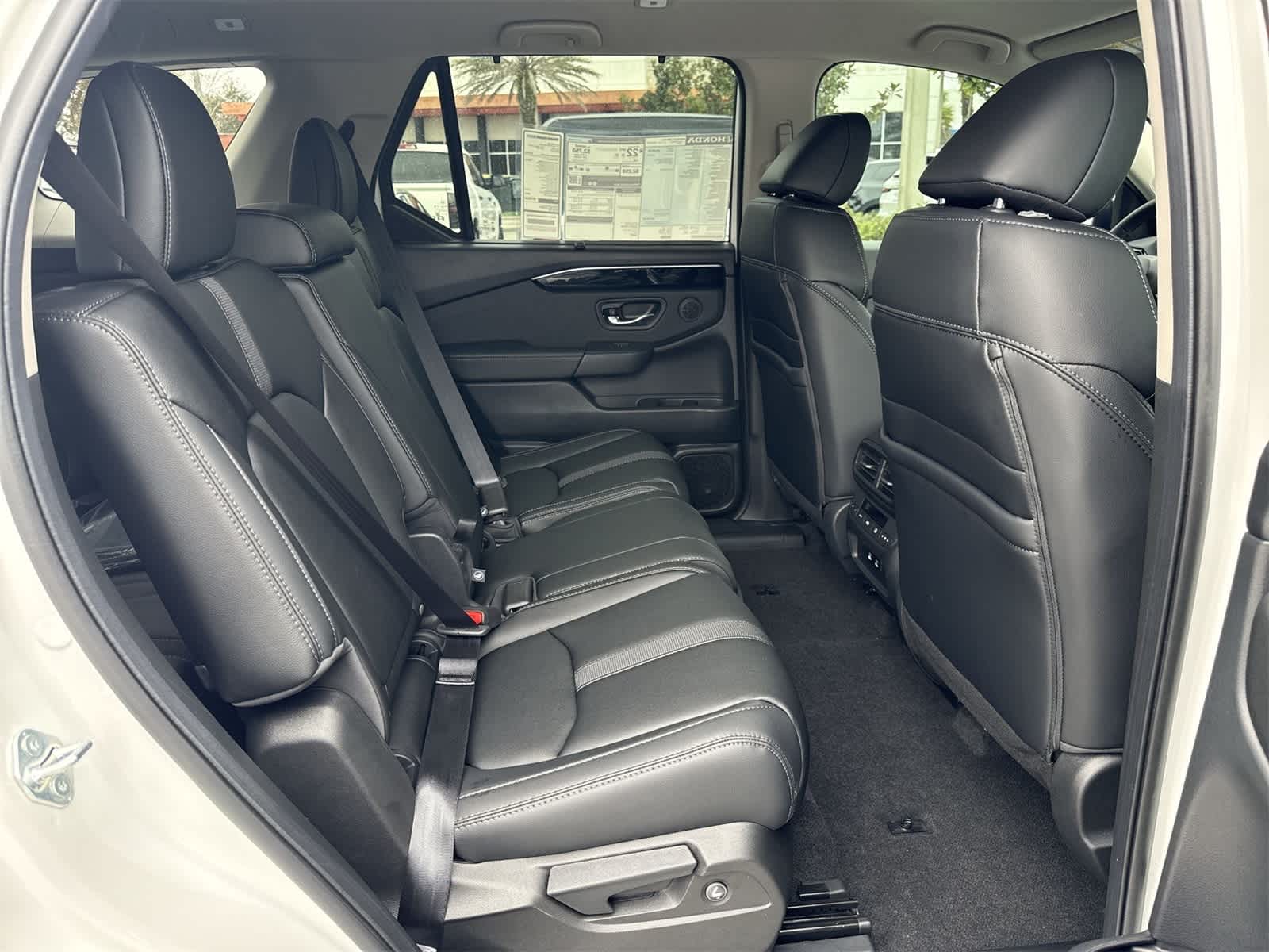 Thumbnail: 2026 Honda Pilot - 16