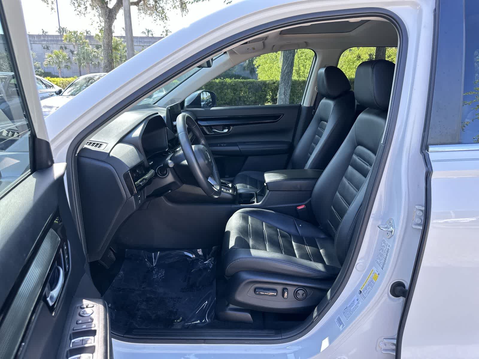 Thumbnail: 2023 Honda CR-V - 10
