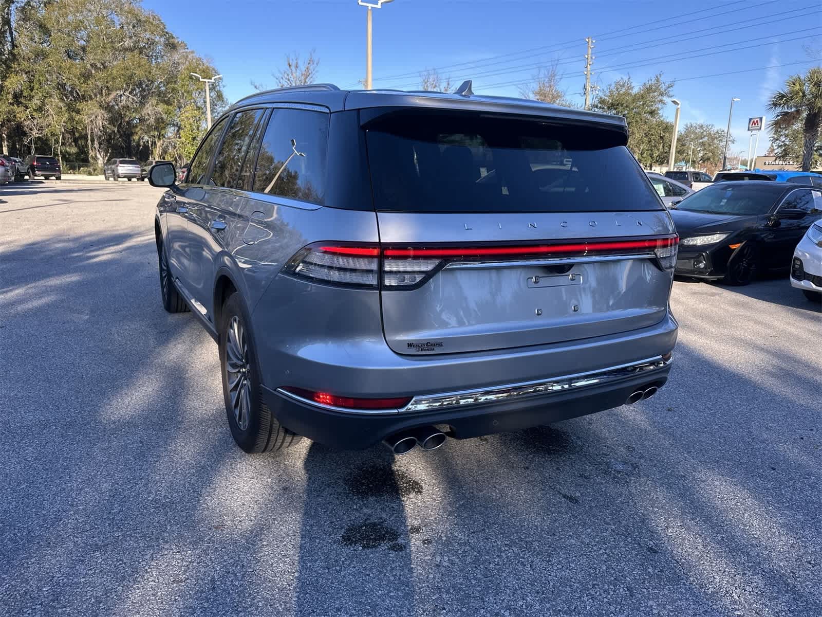 Thumbnail: 2020 Lincoln Aviator - 4