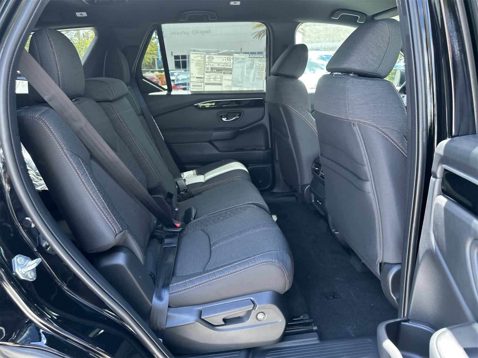 Thumbnail: 2025 Honda Pilot - 16