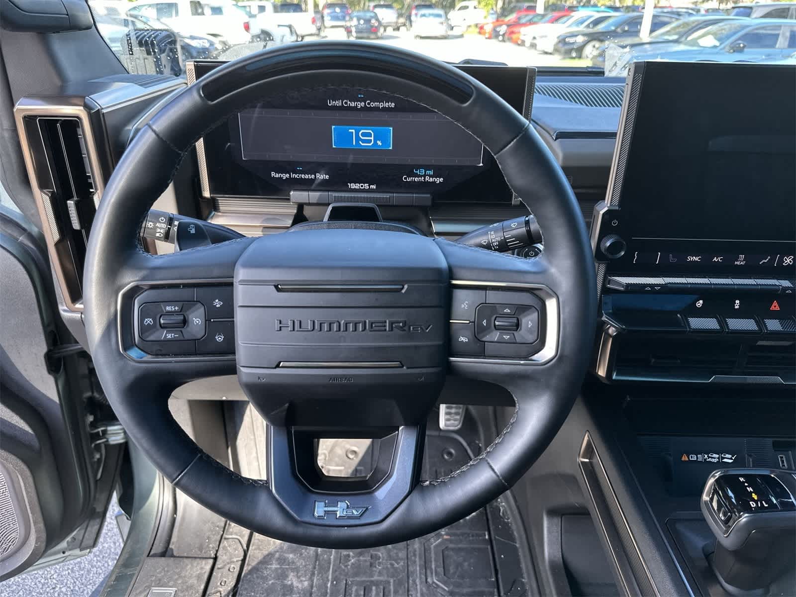 Thumbnail: 2024 GMC Hummer EV - 17