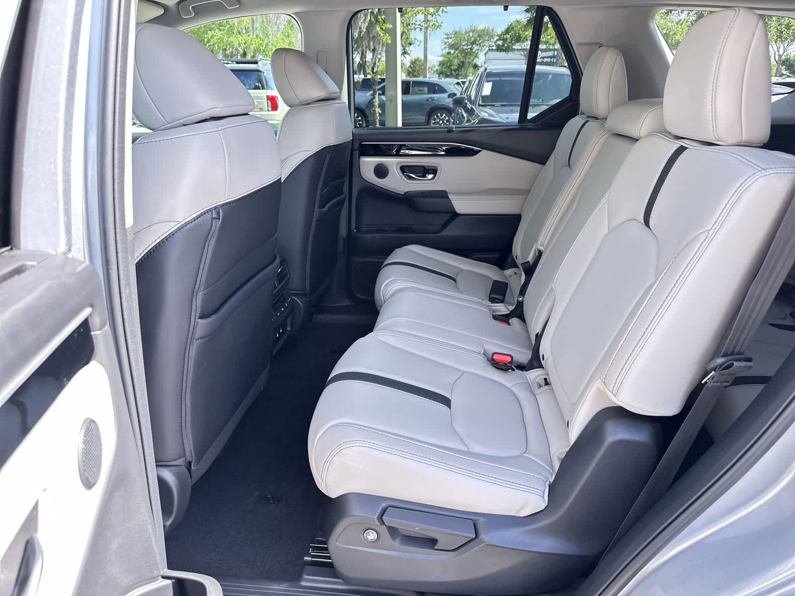Thumbnail: 2026 Honda Pilot - 15