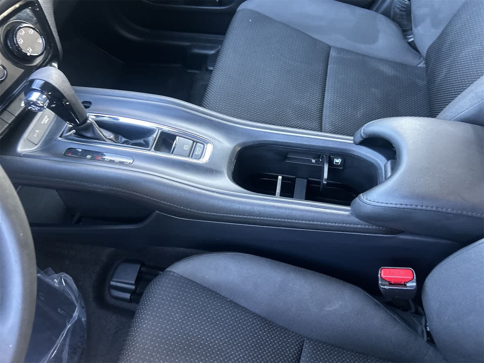 Thumbnail: 2022 Honda HR-V - 19