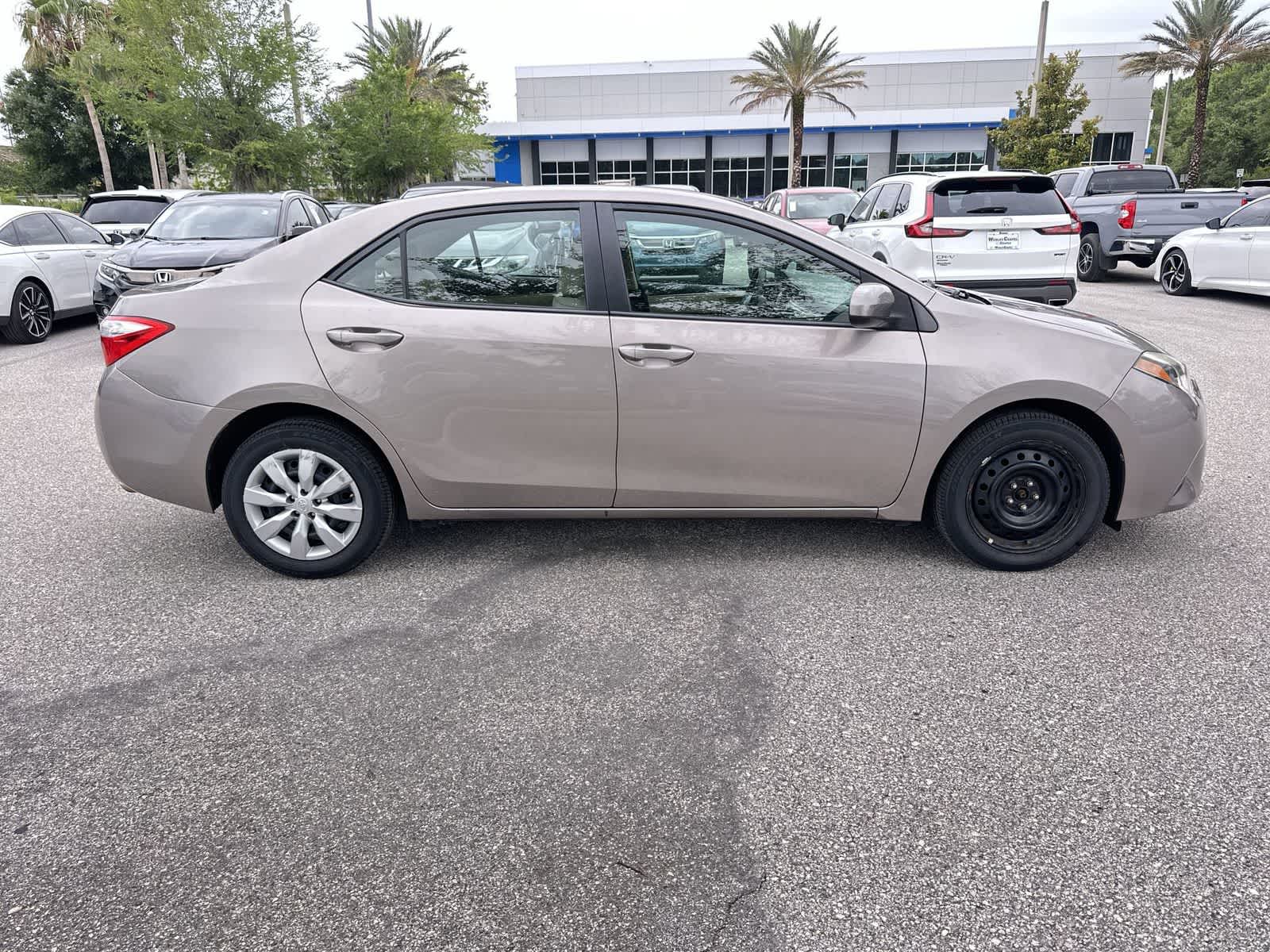 Thumbnail: 2015 Toyota Corolla - 7