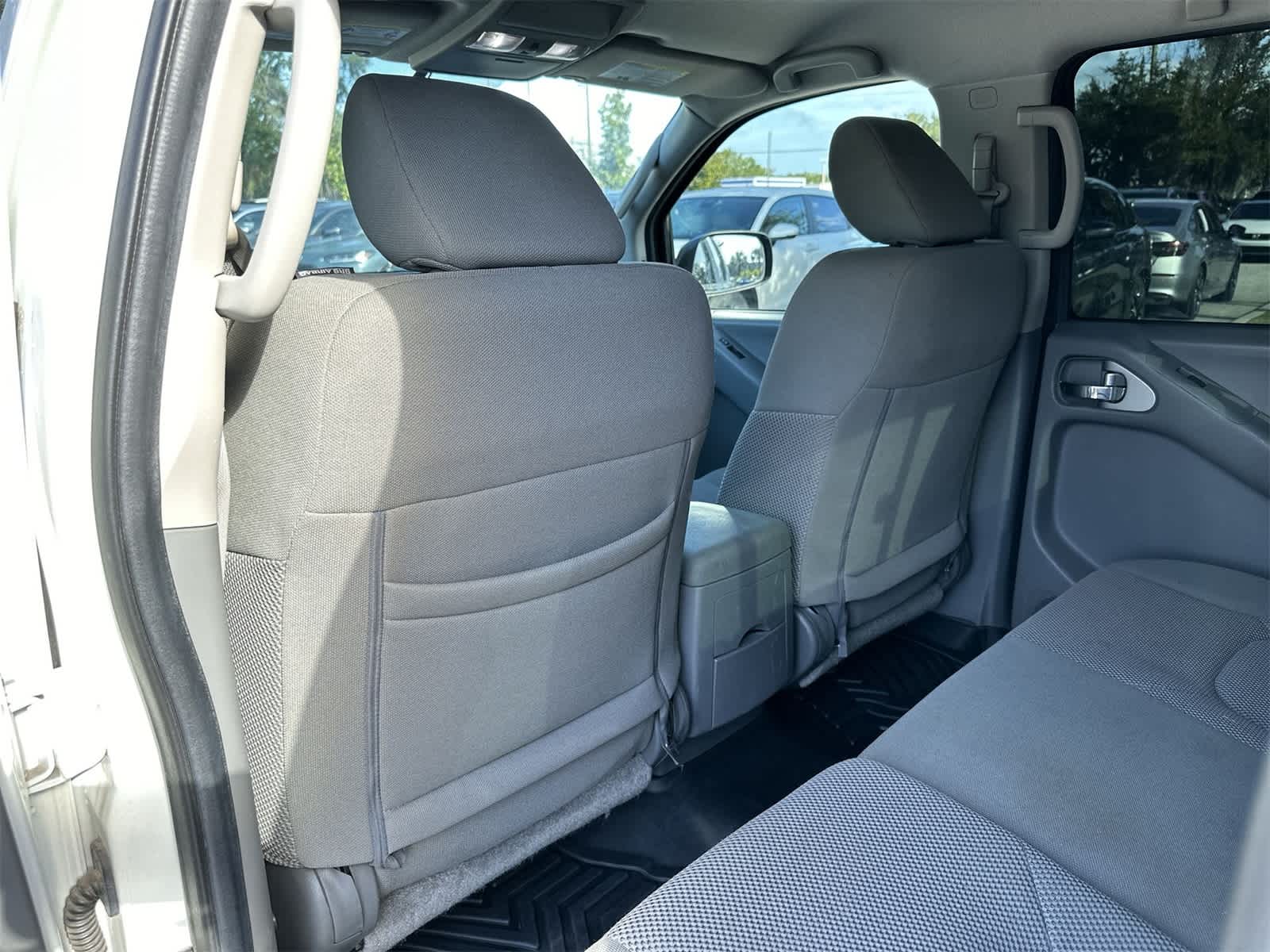 Thumbnail: 2021 Nissan Frontier - 14