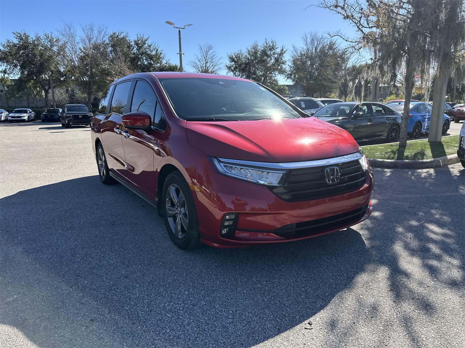 Thumbnail: 2023 Honda Odyssey - 16