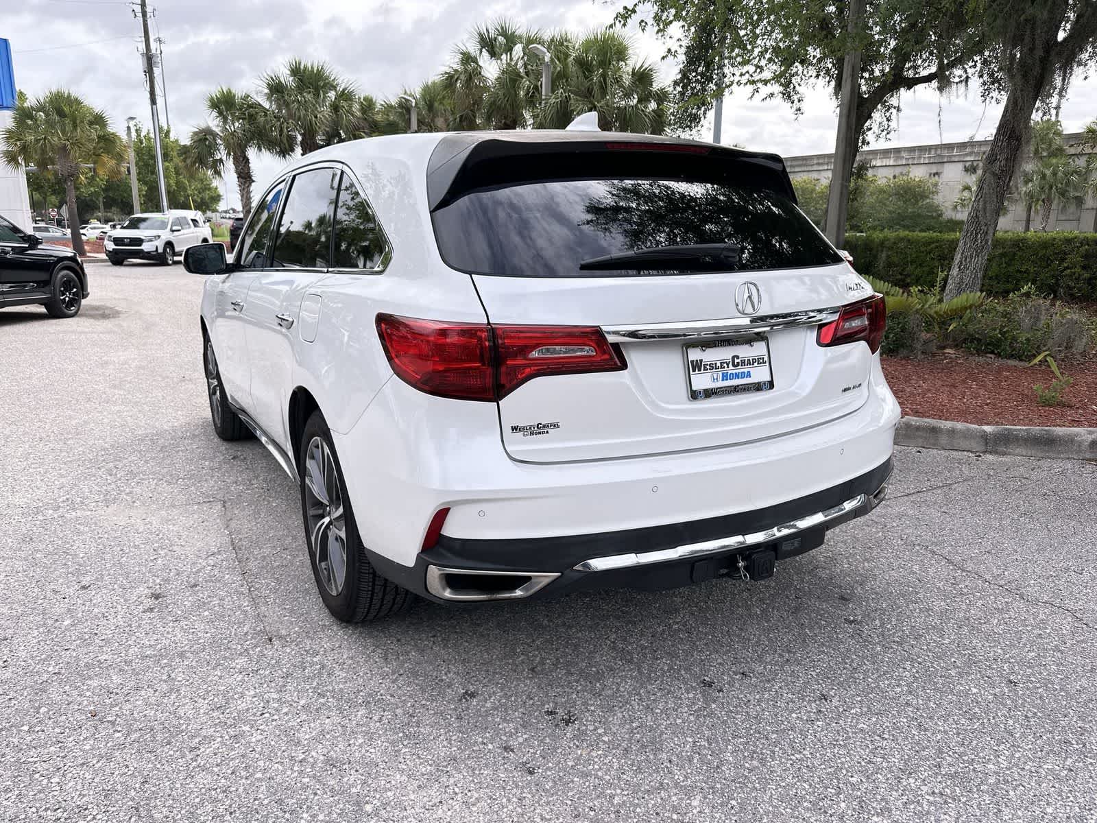 Thumbnail: 2020 Acura MDX - 4