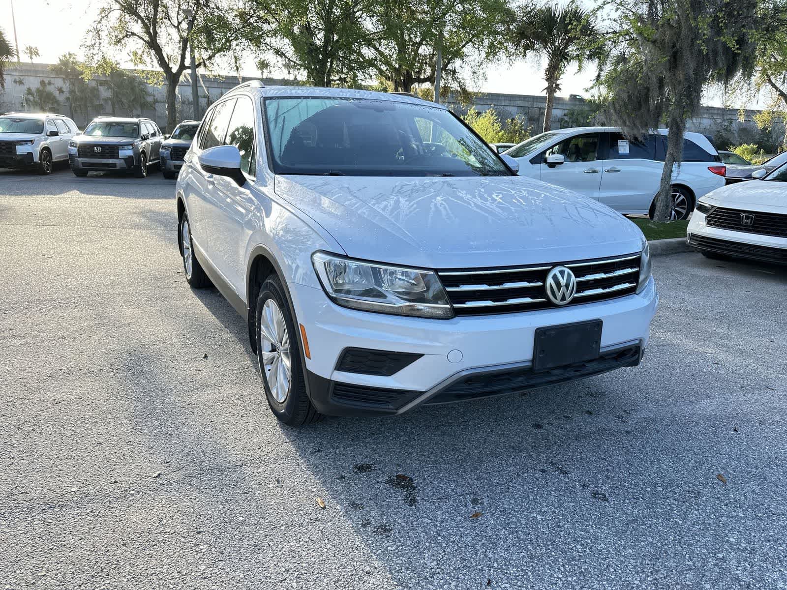 Thumbnail: 2018 Volkswagen Tiguan - 7